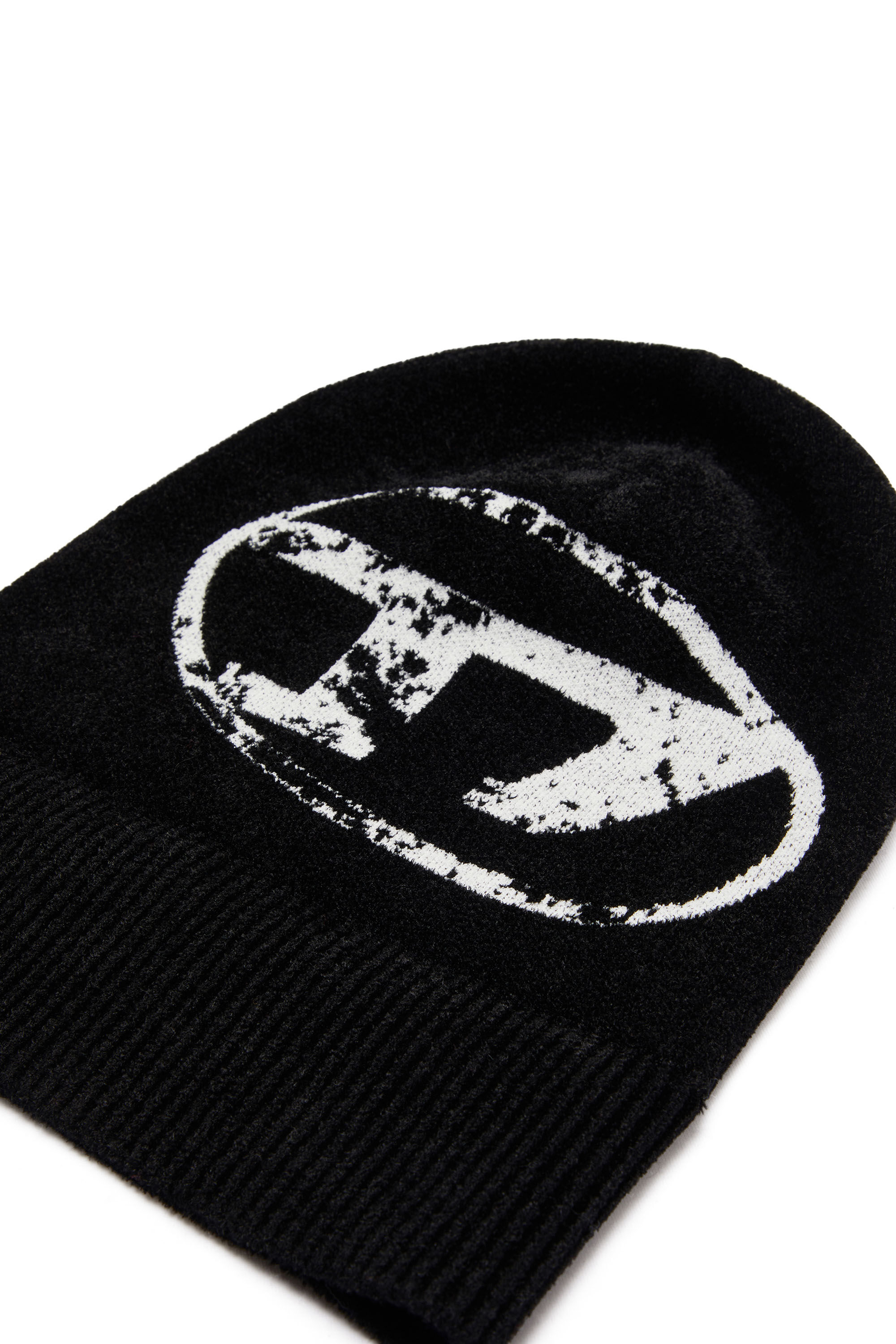 Diesel - K-URIUS, Unisex Beanie with distressed oval D logo in Black - Image 3