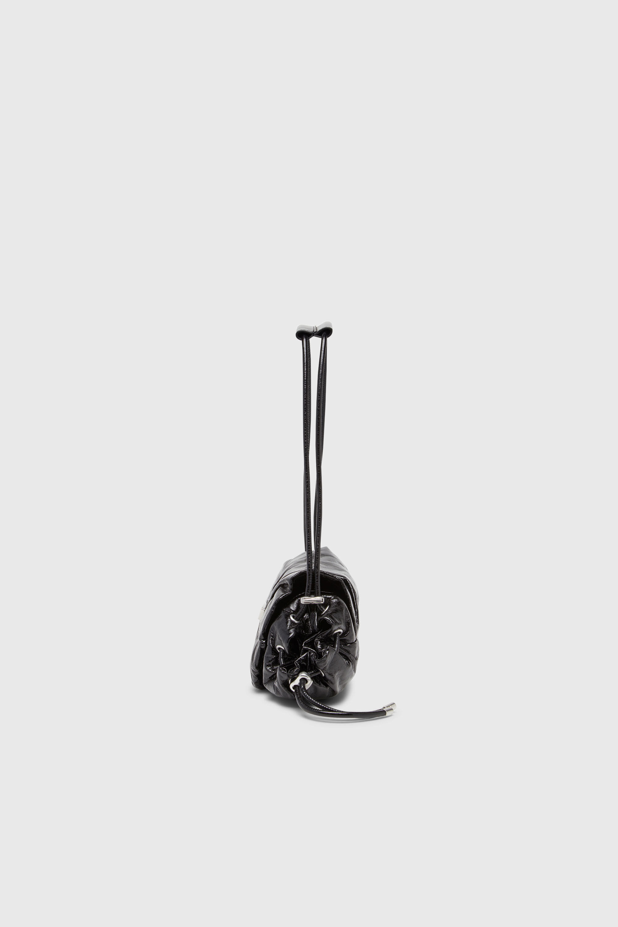 Diesel - SCRUNCH-D SHOULDER S, Scrunch-D-Borsa a spalla piccola arricciata in pelle lucida Donna in Nero - 5