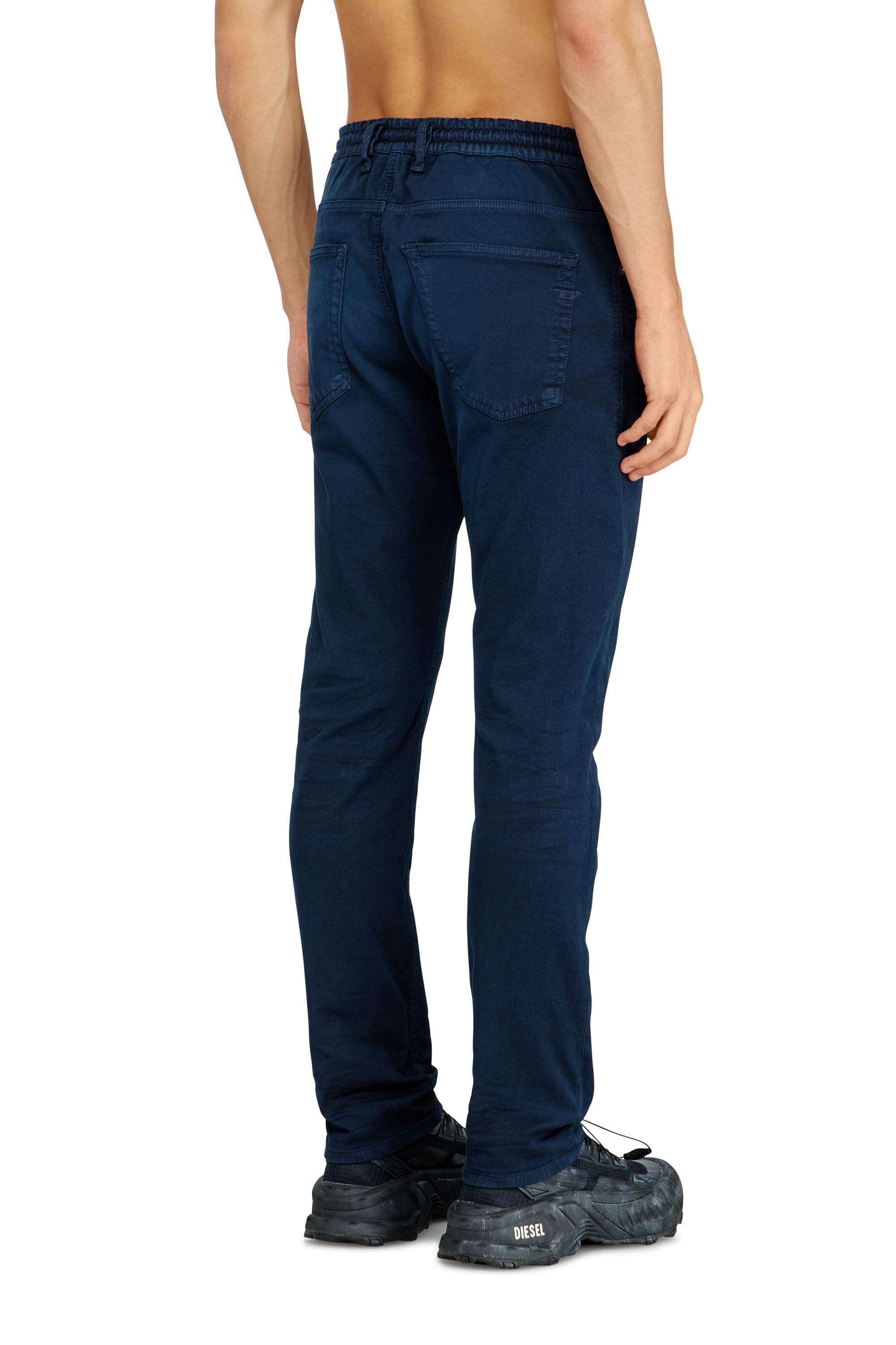 Diesel - Regular 2032 D-Krooley Joggjeans&reg; 0670M Uomo, Blu - Image 4