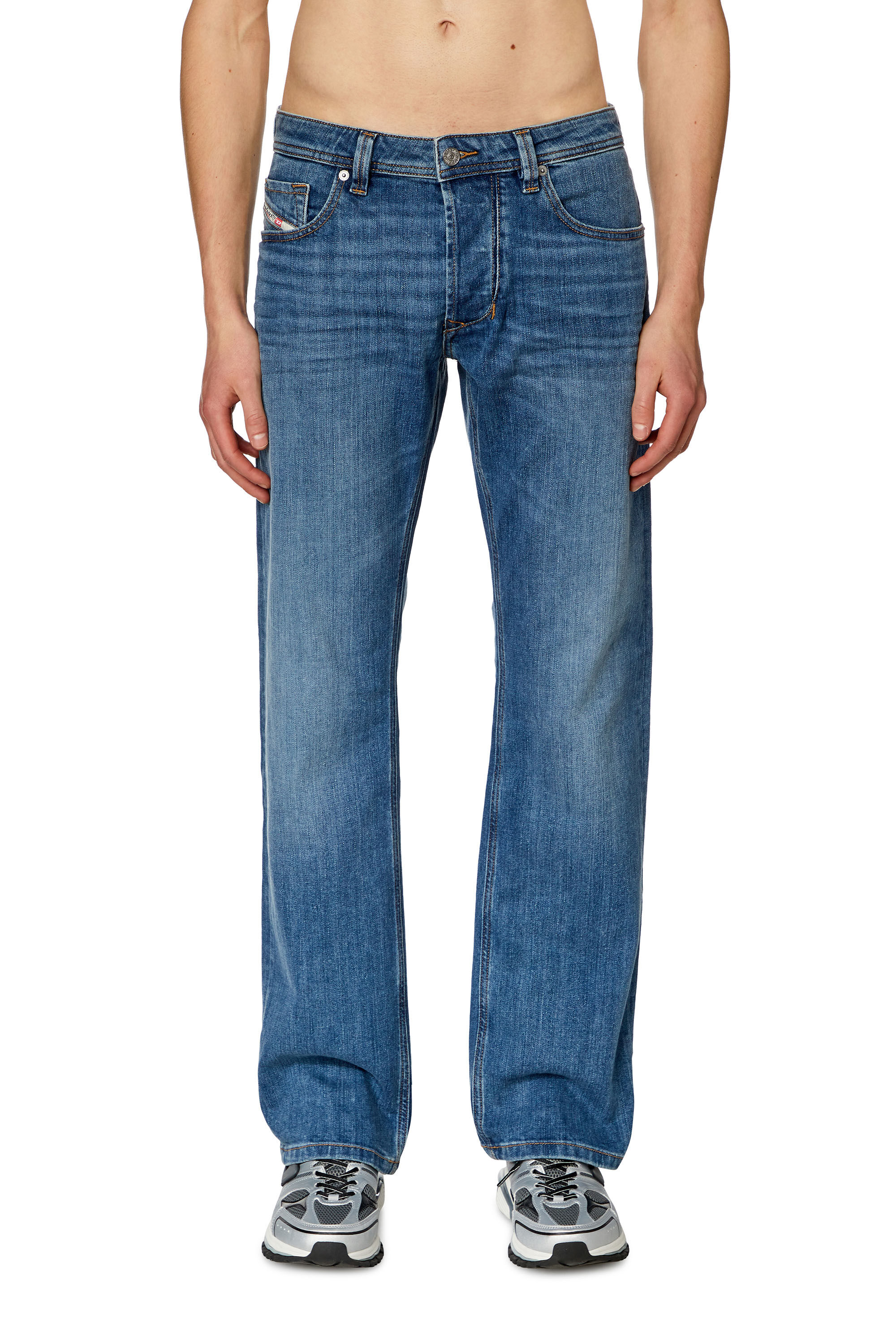 Diesel - Uomo Straight Jeans 1985 Larkee 0KIAL, Blu Chiaro - Image 2