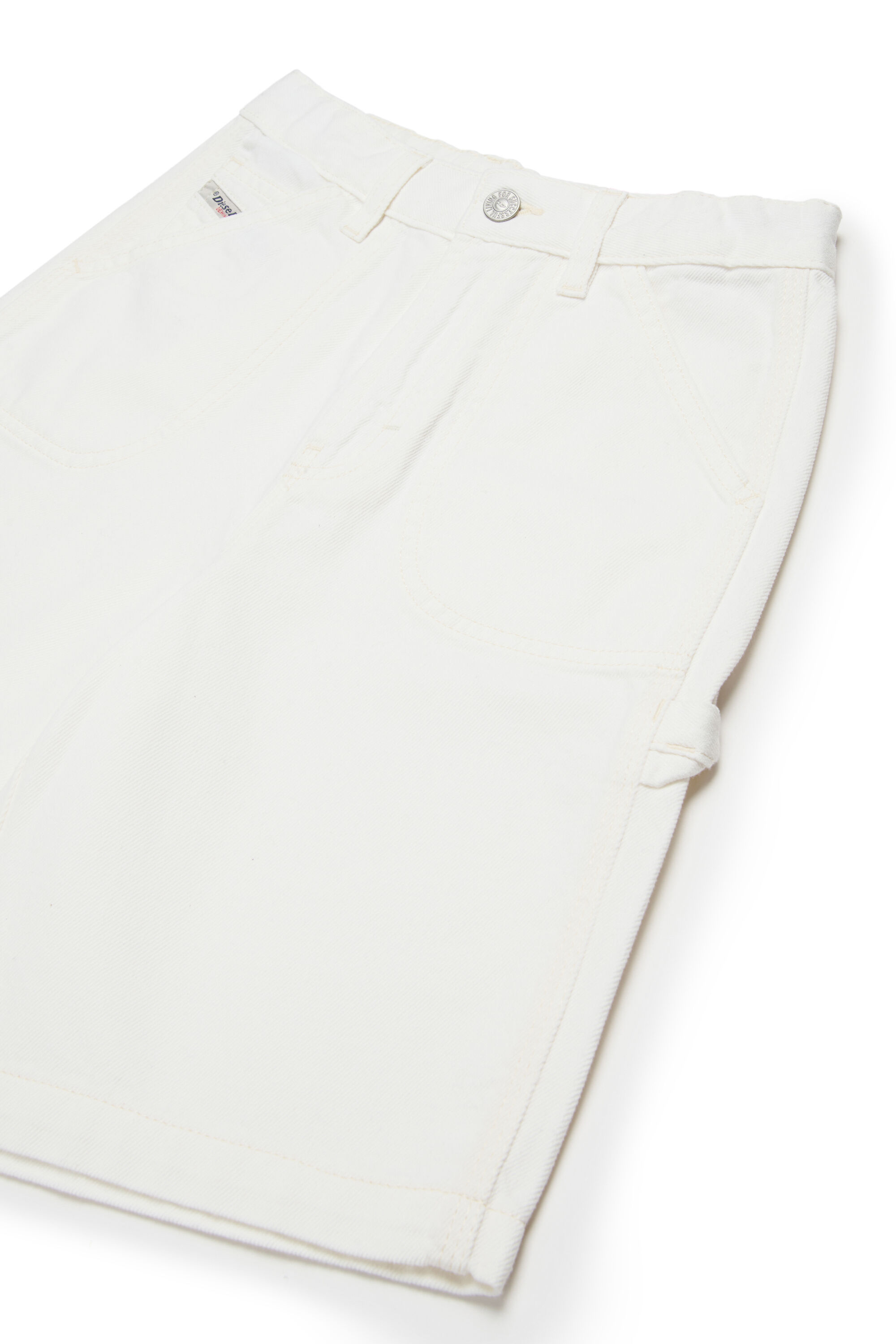 D-BART-SHORT-J, Bianco