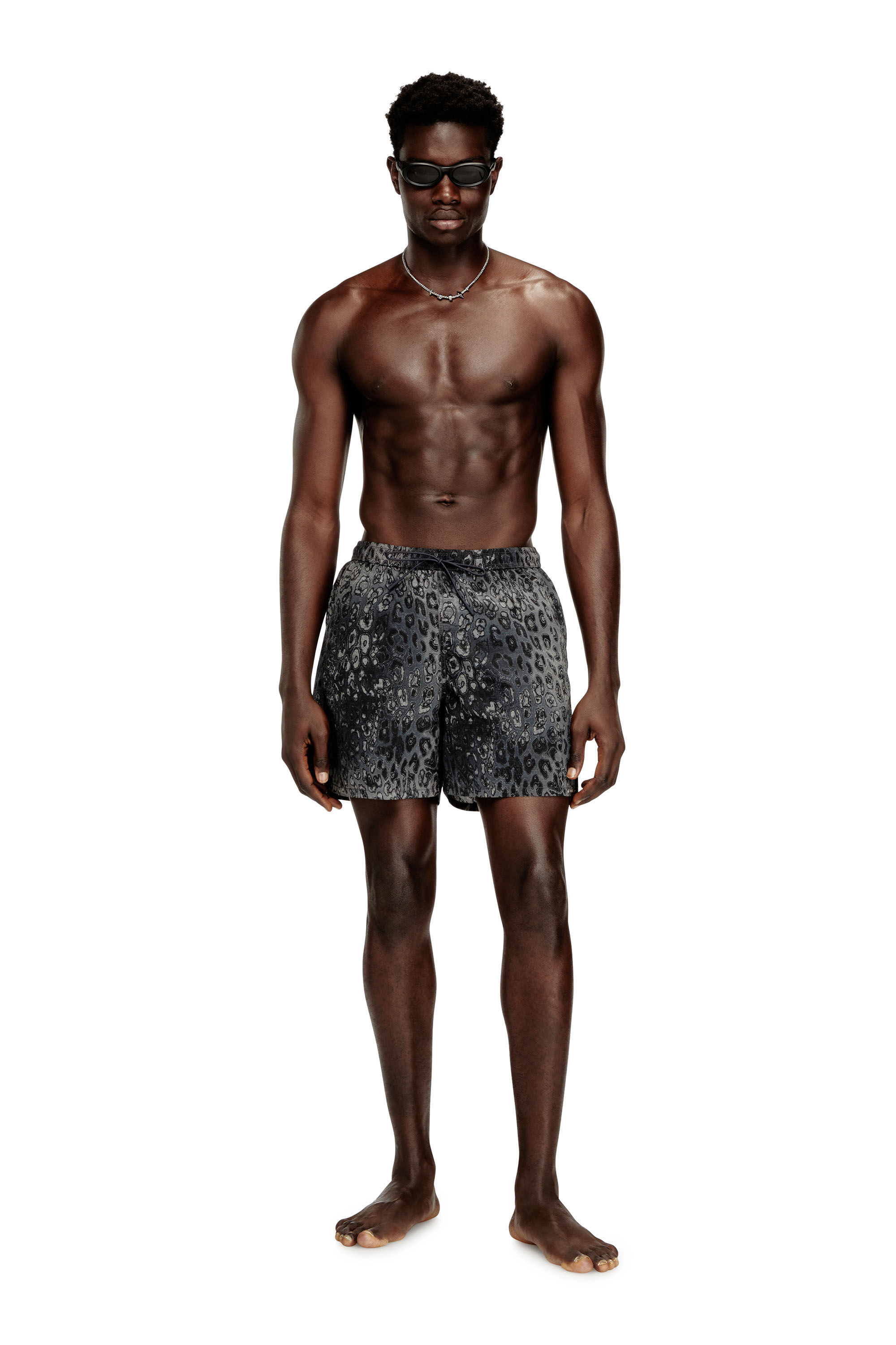 Diesel - SOCCER-41-UTLT, Shorts da mare con stampa animalier Uomo in ToBeDefined - 2