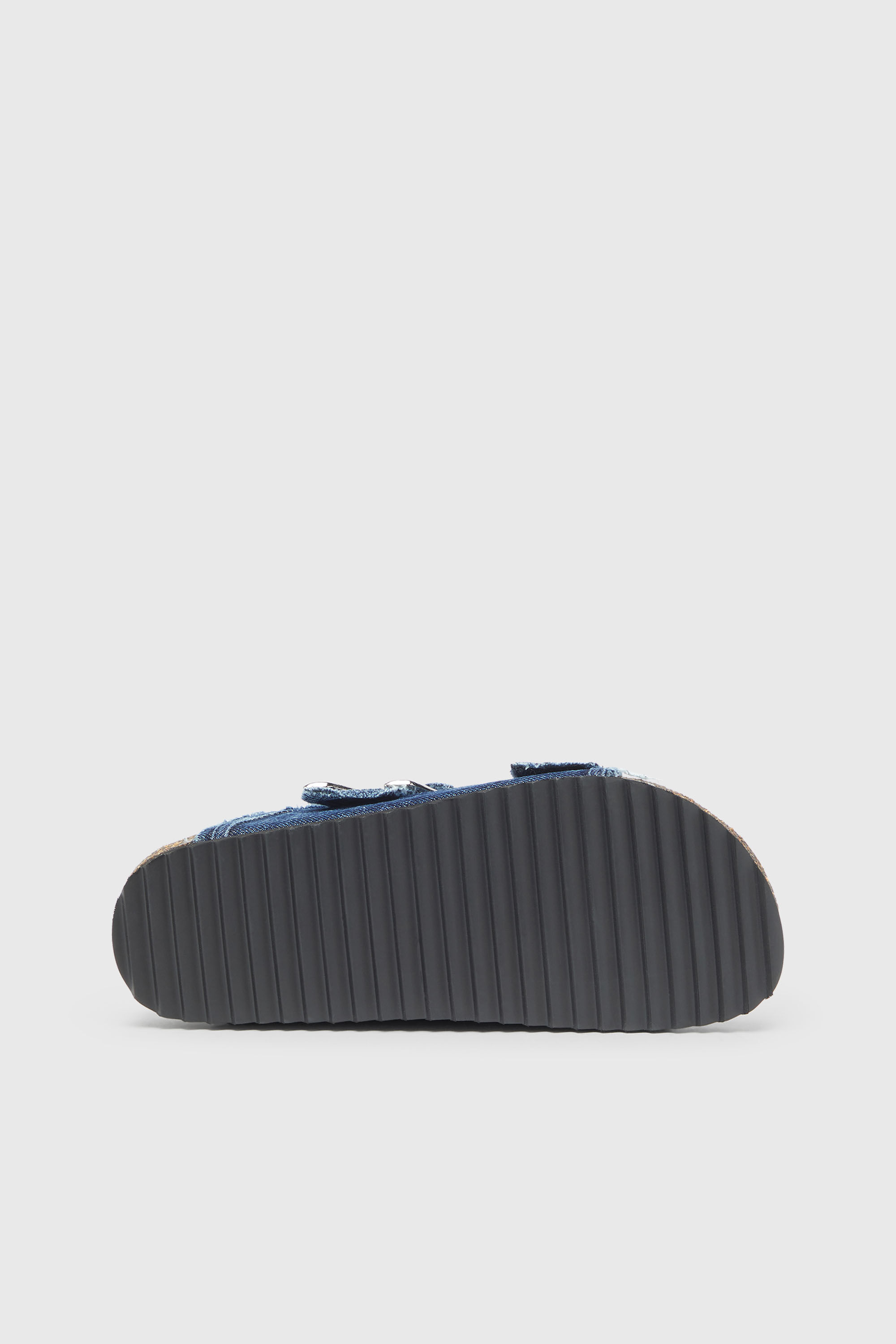 Diesel - D-WOODSTOCK D SANDAL W, D-Woodstock - Ciabatte con fasce in denim a taglio vivo Donna in Blu - 5