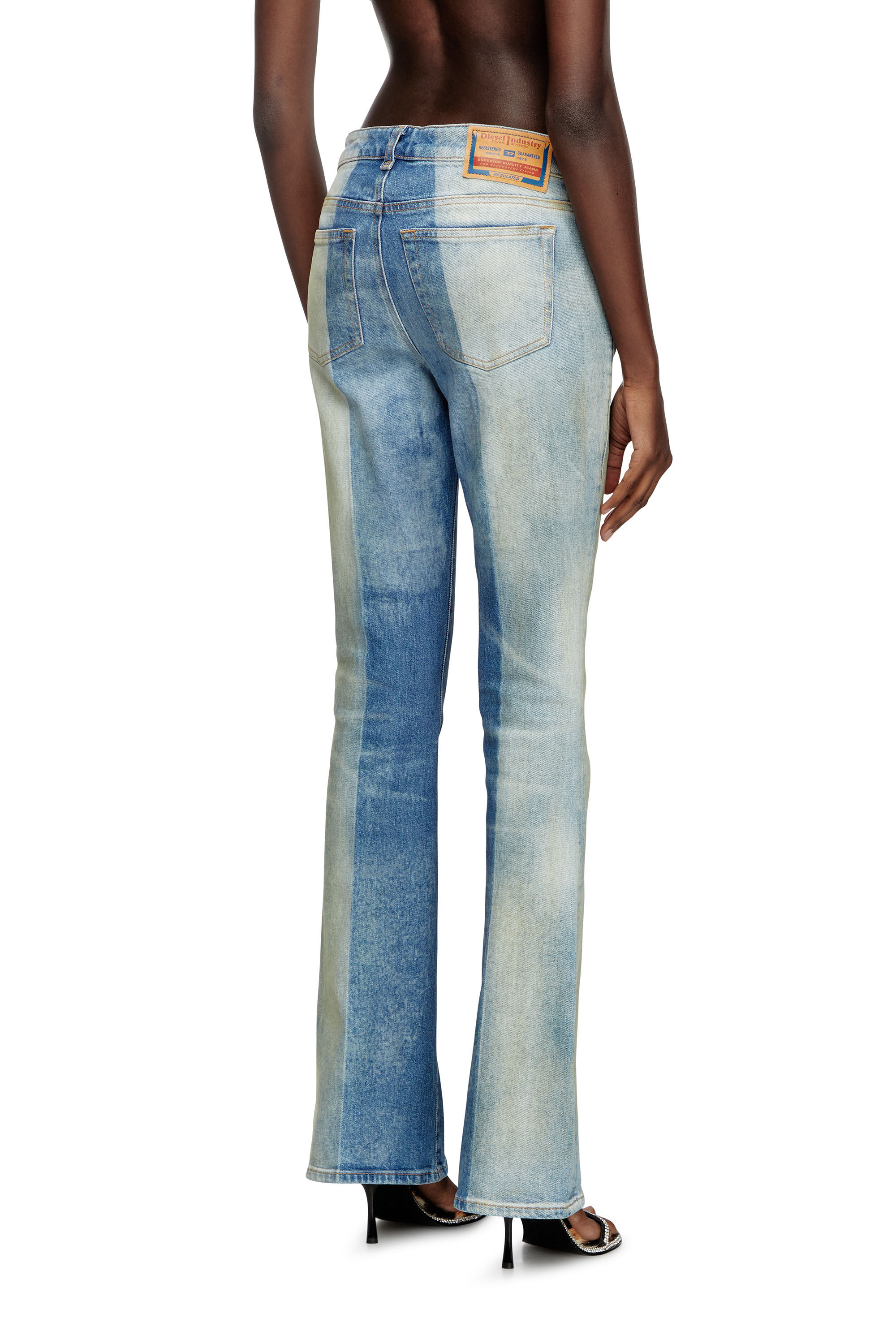 Diesel - Bootcut and Flare Jeans 1969 D-Ebbey 007W8 Donna, Blu medio - Image 4