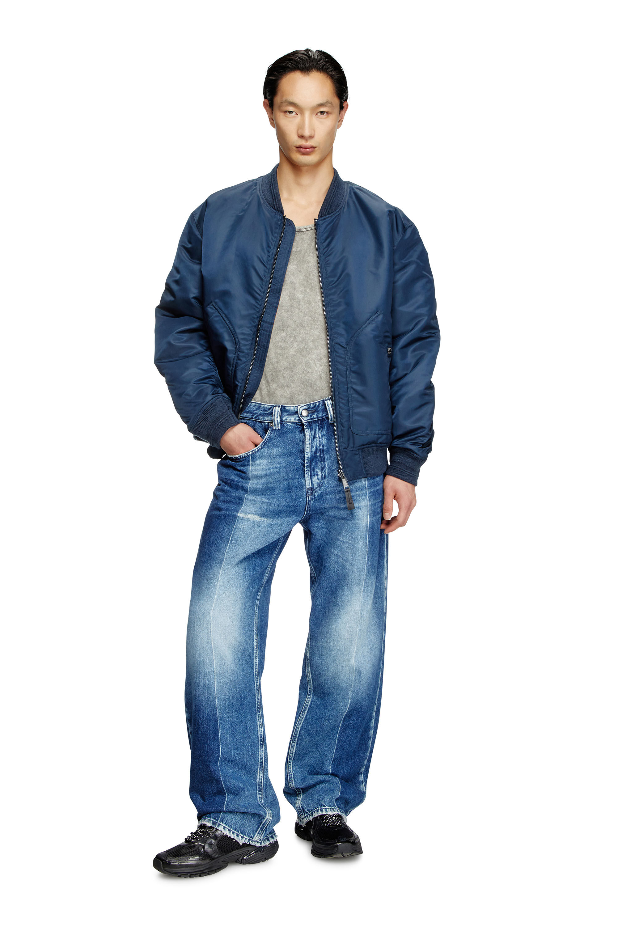 Diesel - Relaxed Jeans 2001 D-Macro 09L48 Uomo, Blu medio - Image 1