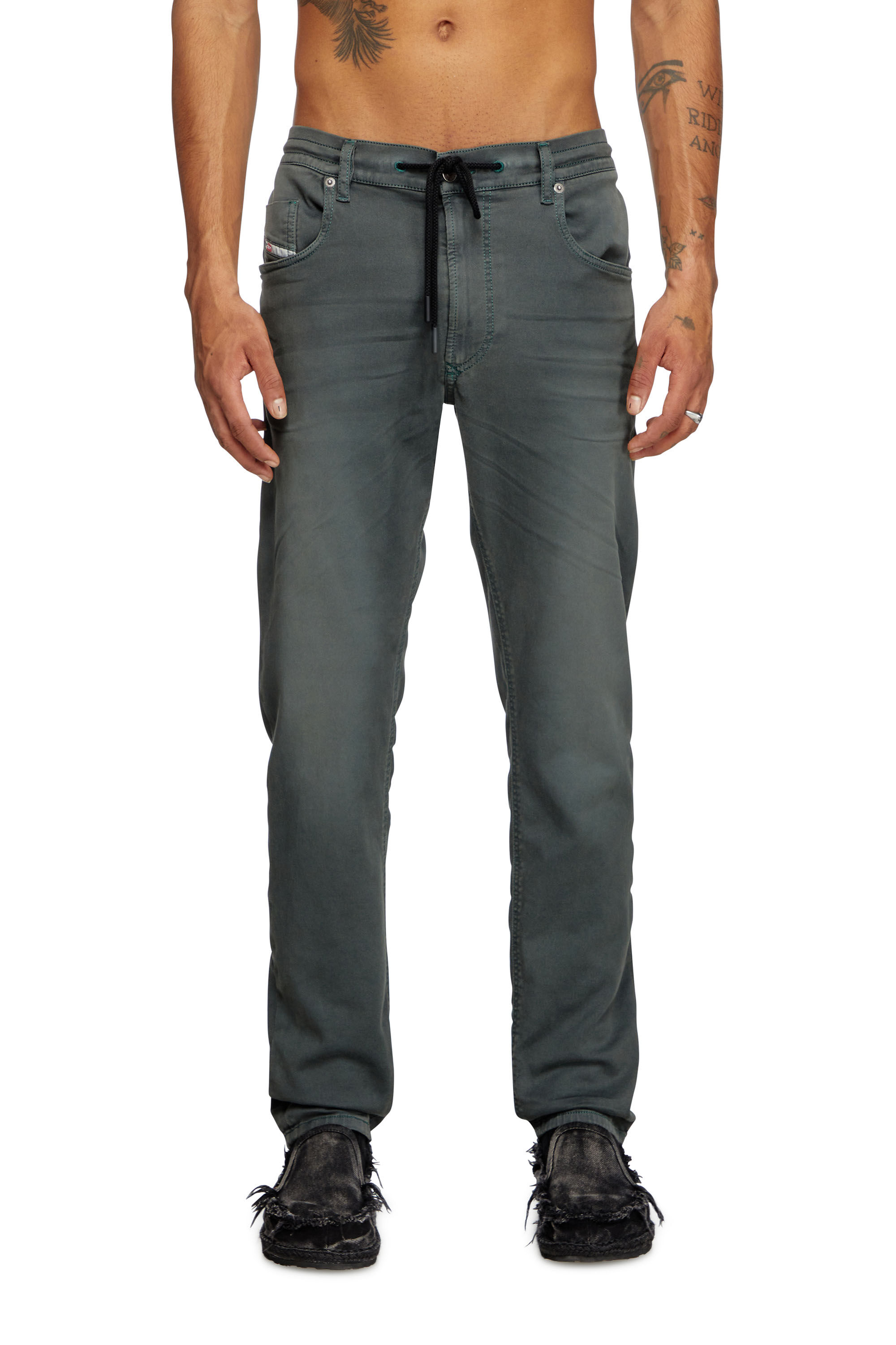 Diesel - Regular 2030 D-Krooley Joggjeans® 0670M Uomo, Grigio - Image 3