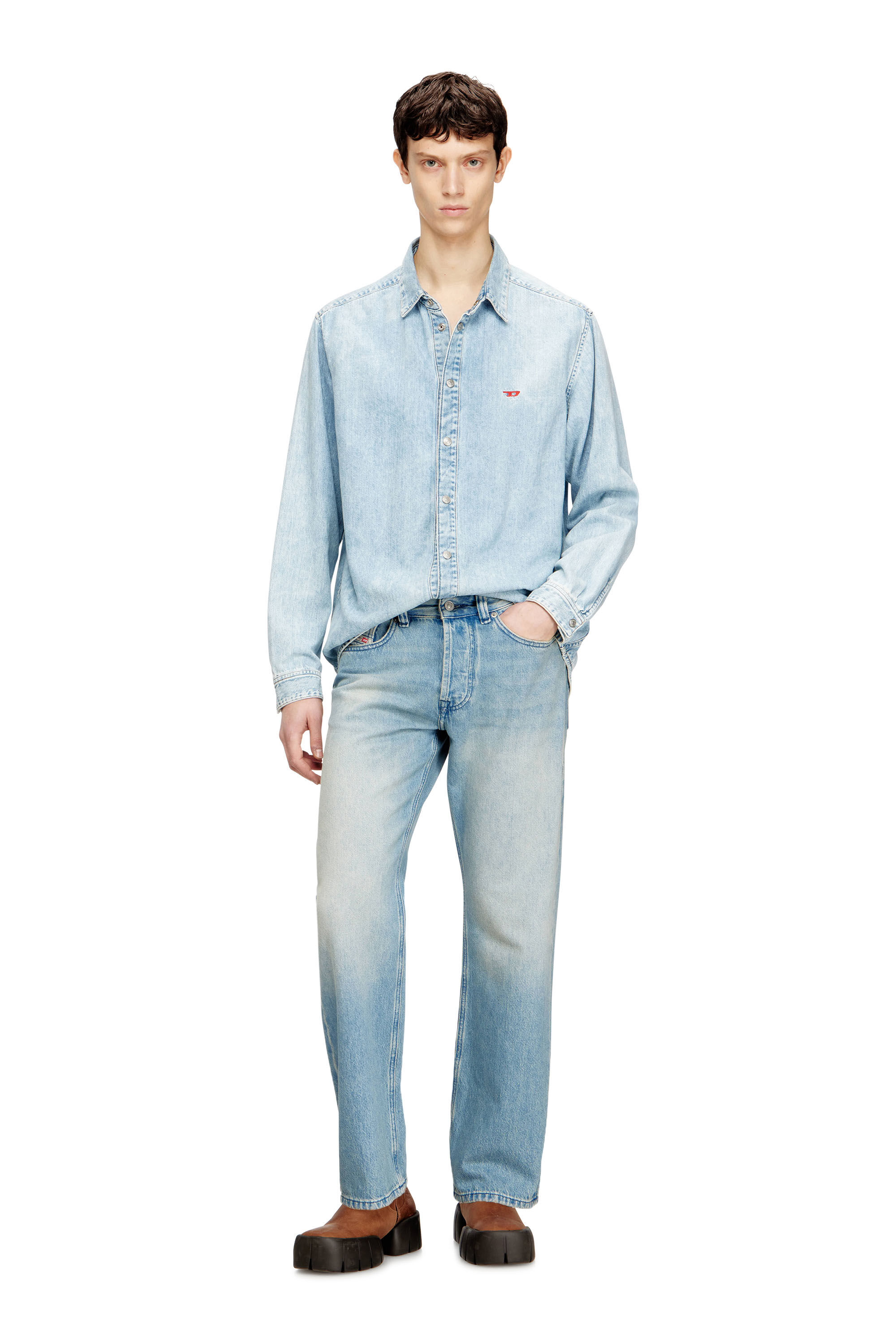 Diesel - Relaxed Jeans 1980 D-Eeper 0BEBF Uomo, Blu Chiaro - Image 1