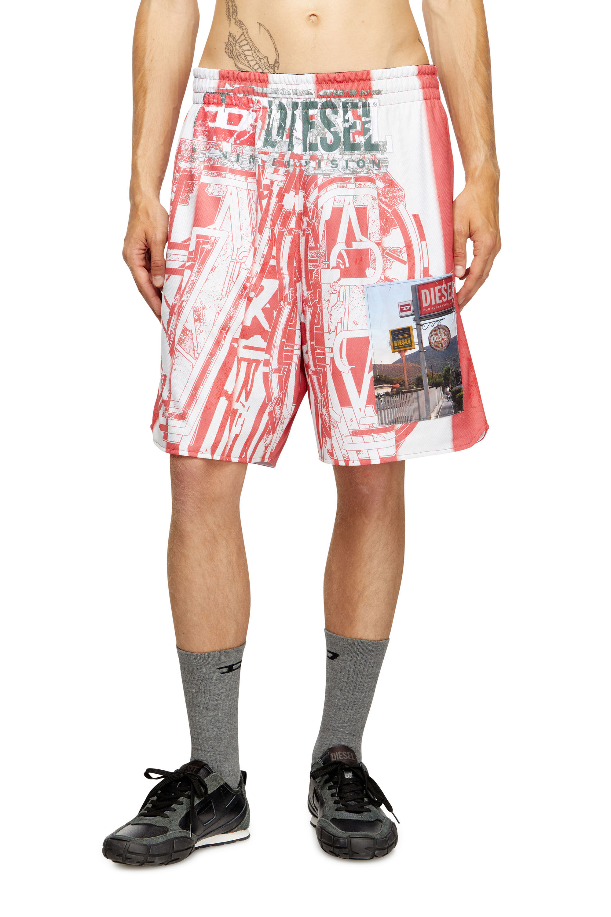 Diesel - P-KURT, Short a righe con patch fotografiche Uomo in ToBeDefined - 3