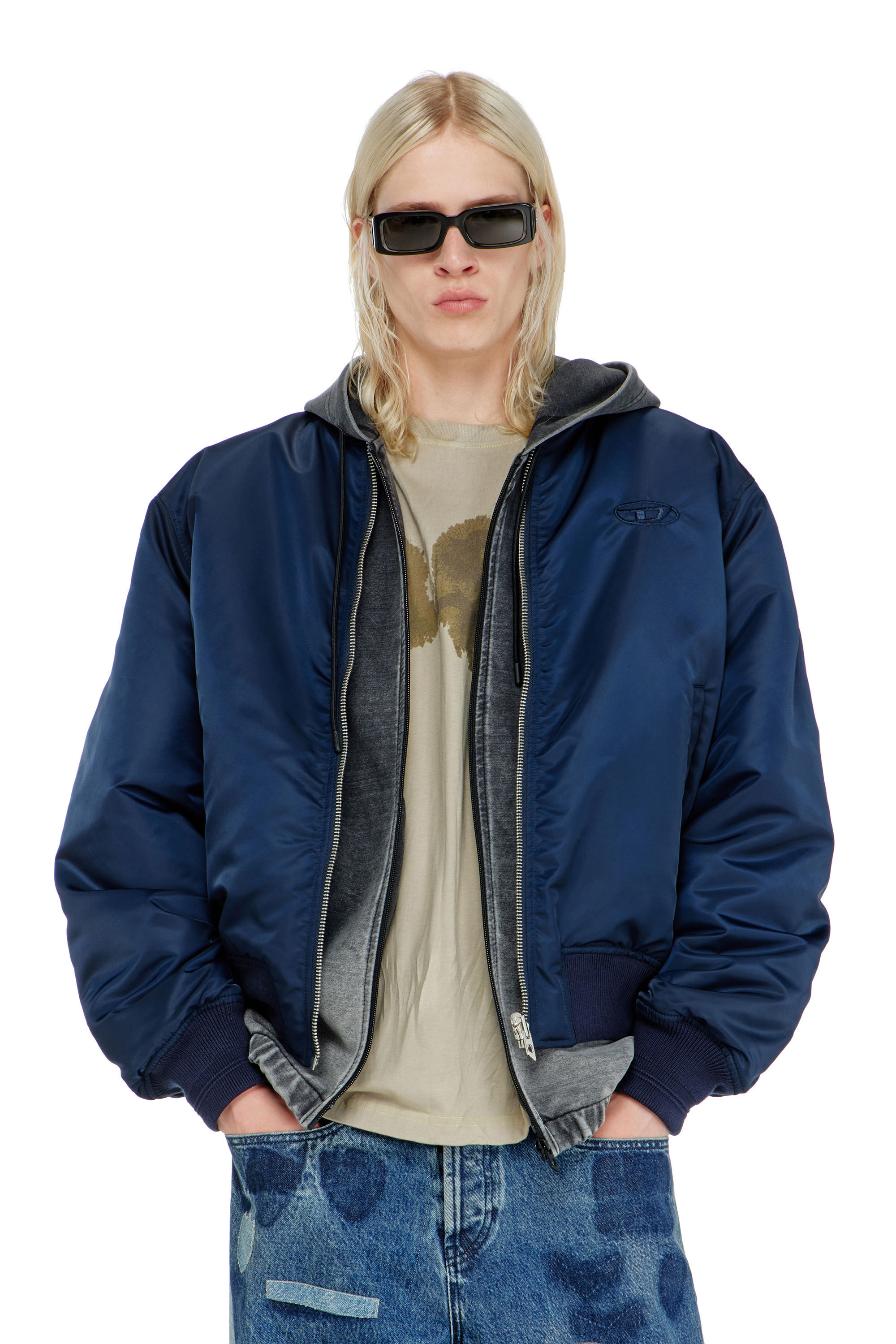 Diesel - W-TYPE-D1, Giacca bomber imbottita con ricamo Oval D Uomo in Blu - 3