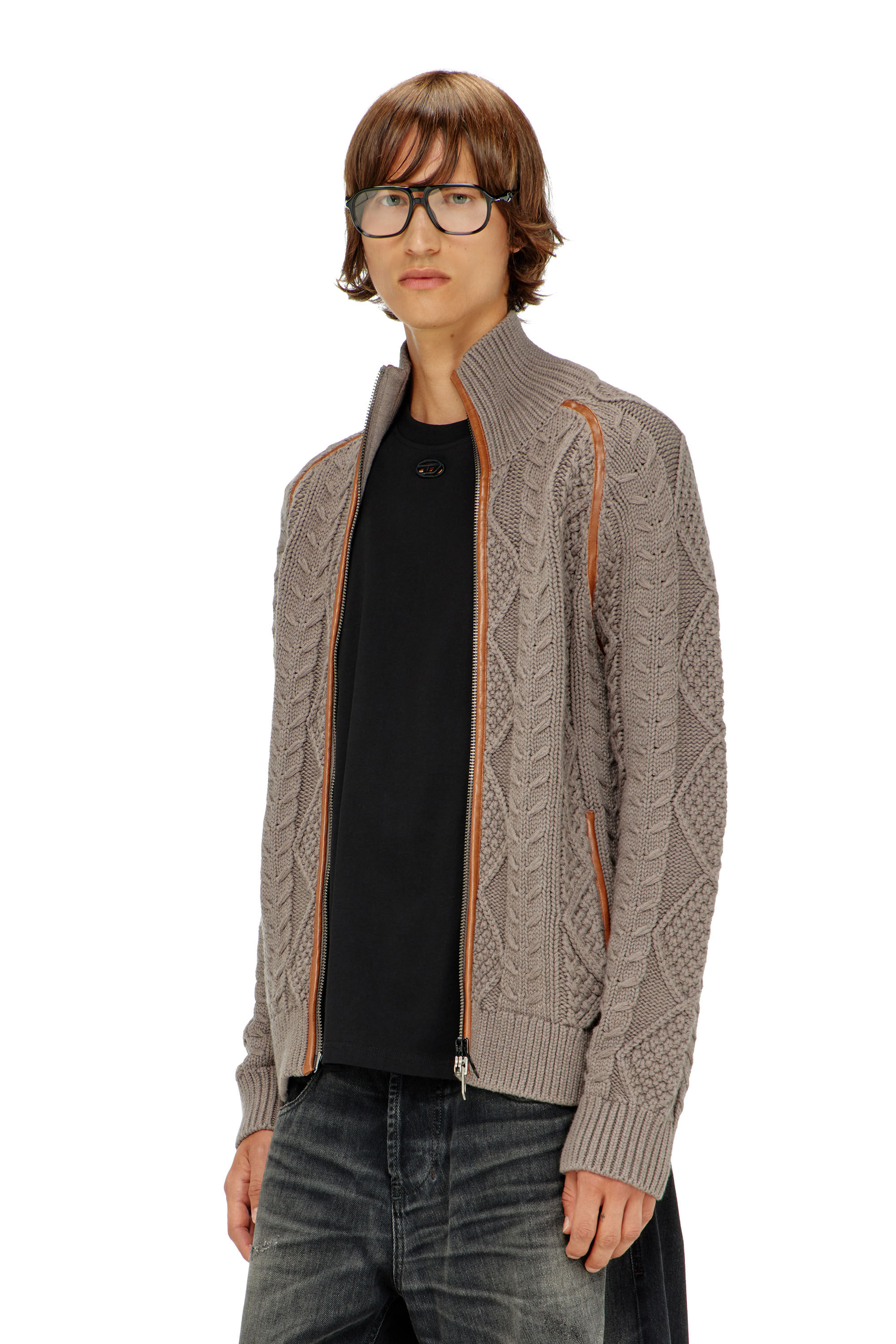 Diesel - T-BOXT-DCO, T-shirt in cotone dalla vestibilit&agrave; rilassata con ricamo Oval D Uomo in Nero - 3