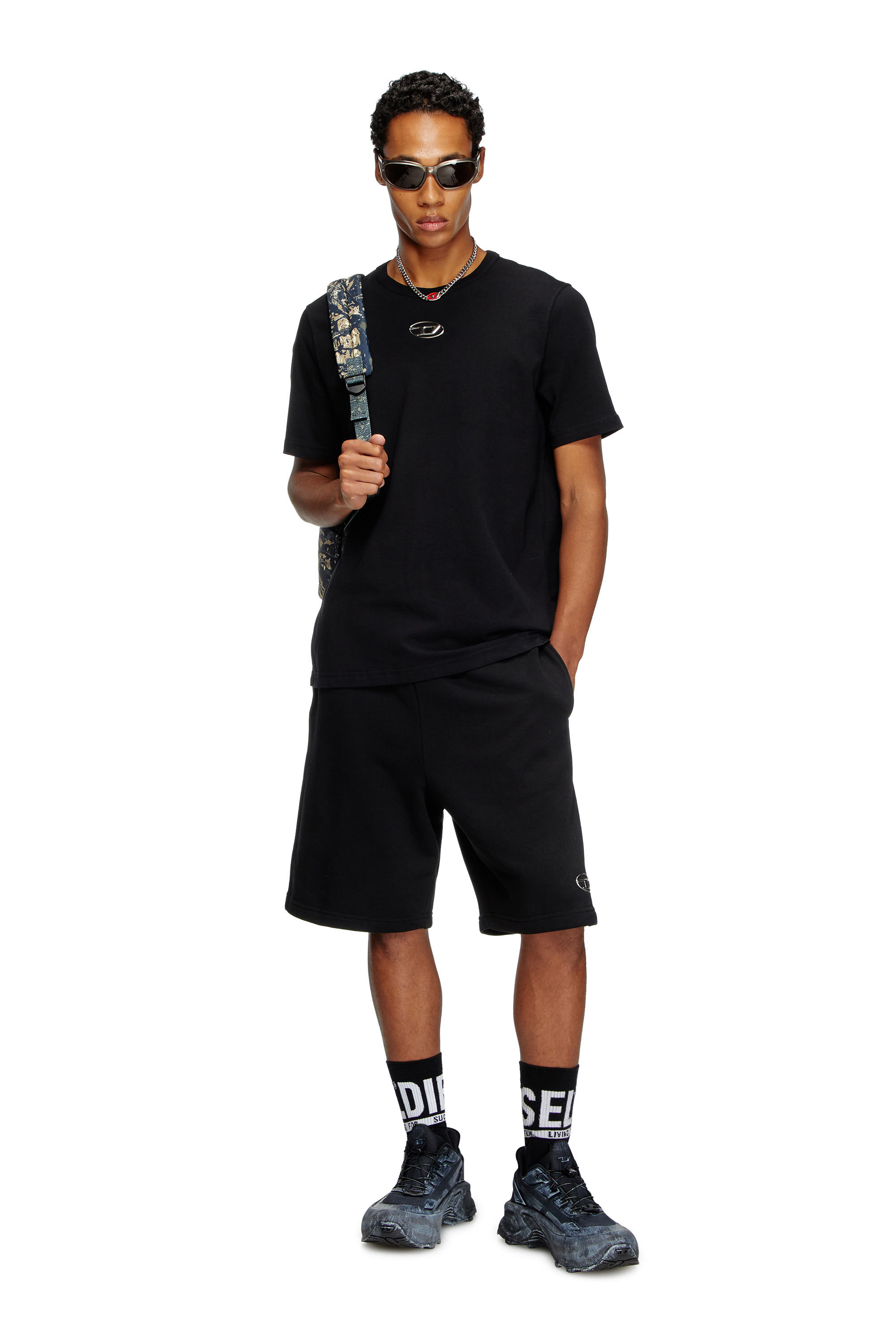 Diesel - P-MARSHY-OD, Short in felpa con Oval D argento Uomo in Nero - 1