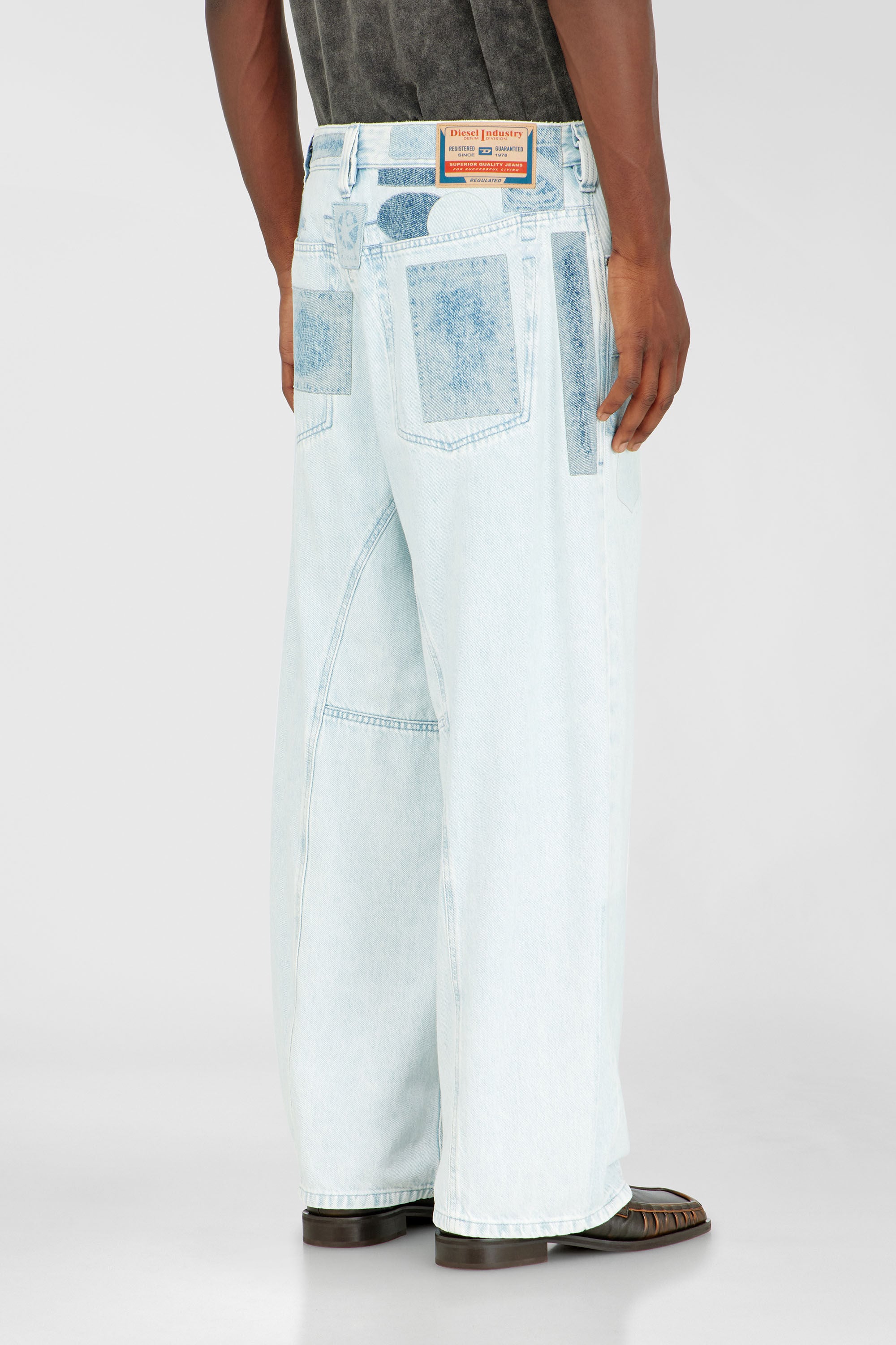 Diesel - Relaxed Jeans 1997 D-Enim-M 0IFBQ Unisex, Blu Chiaro - Image 5