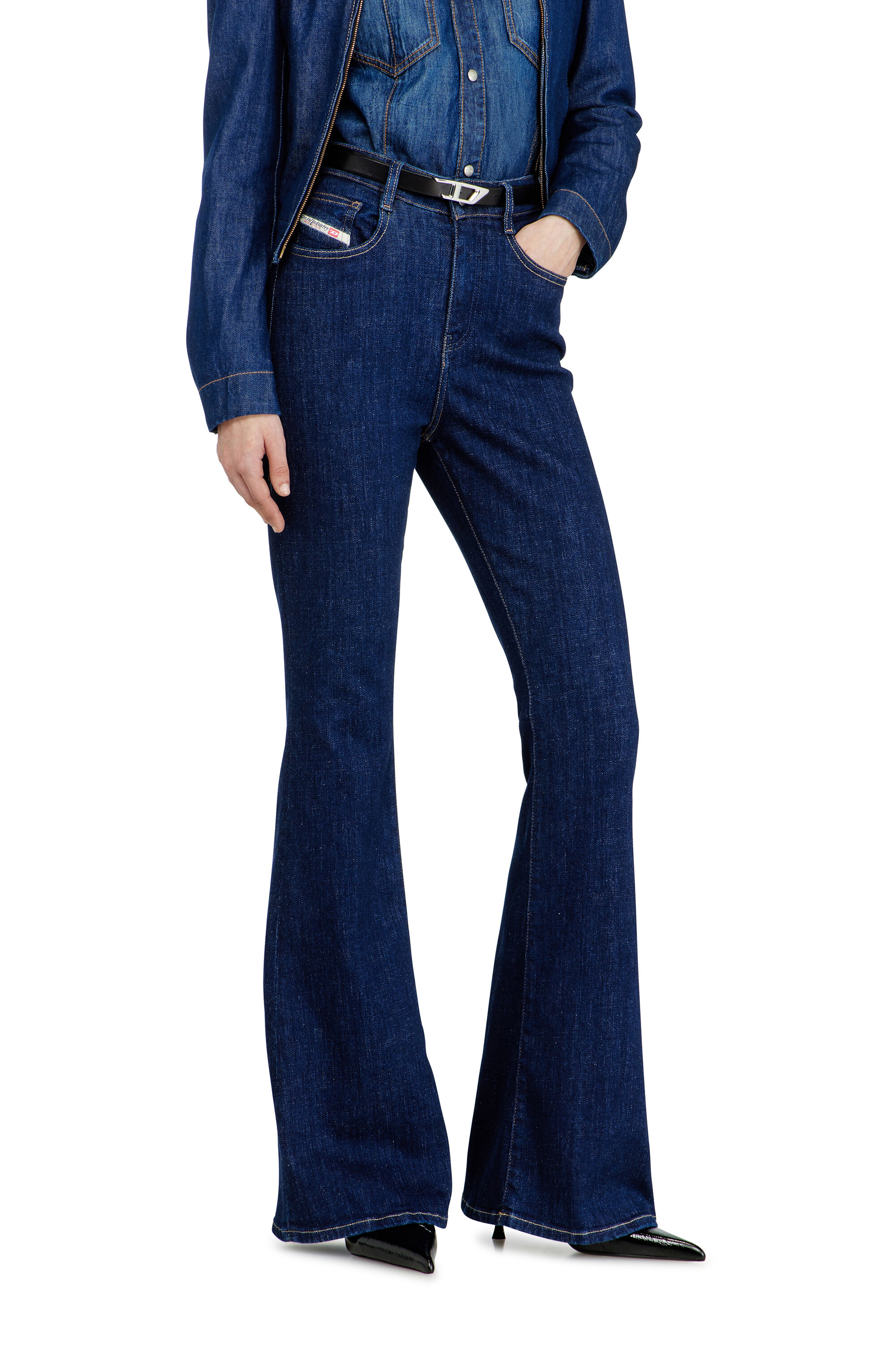 Diesel - Bootcut Jeans 1973 D-Partt 09Q03 Donna, Blu Scuro - Image 7