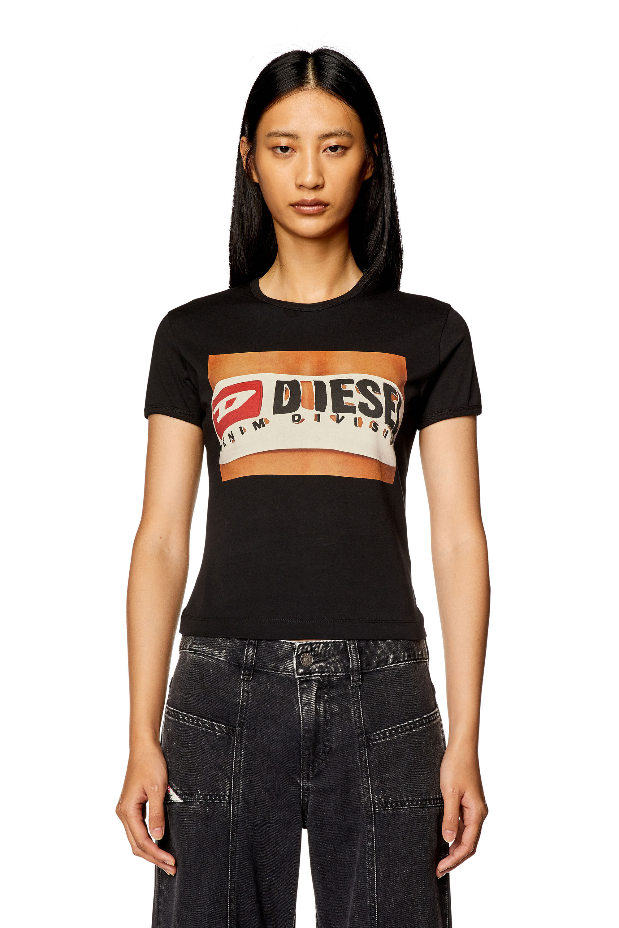 Diesel - T-UNCUTIE-LONG-N17, Woman's T-shirt with Diesel bandeau print in Black - 2