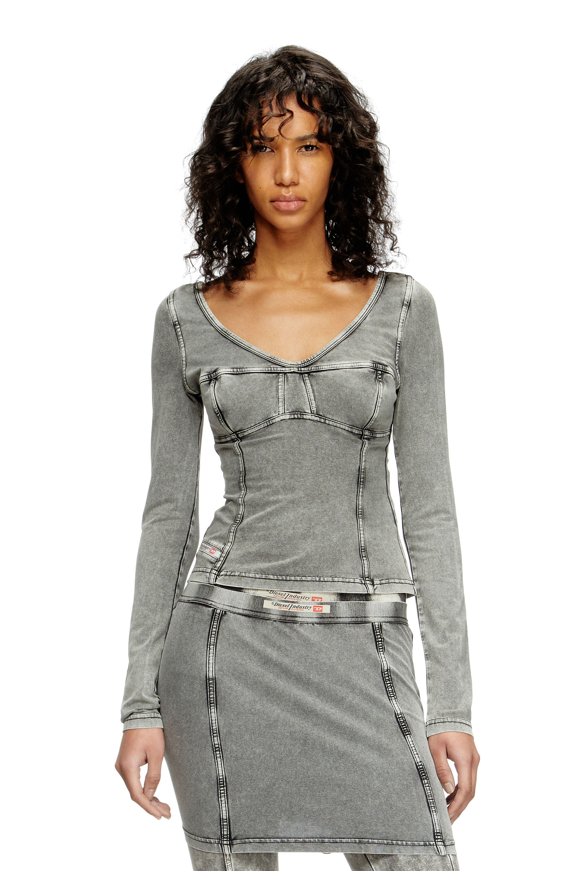 Diesel - T-ELIN, Maglia a maniche lunghe effetto denim Donna in Grigio - 3