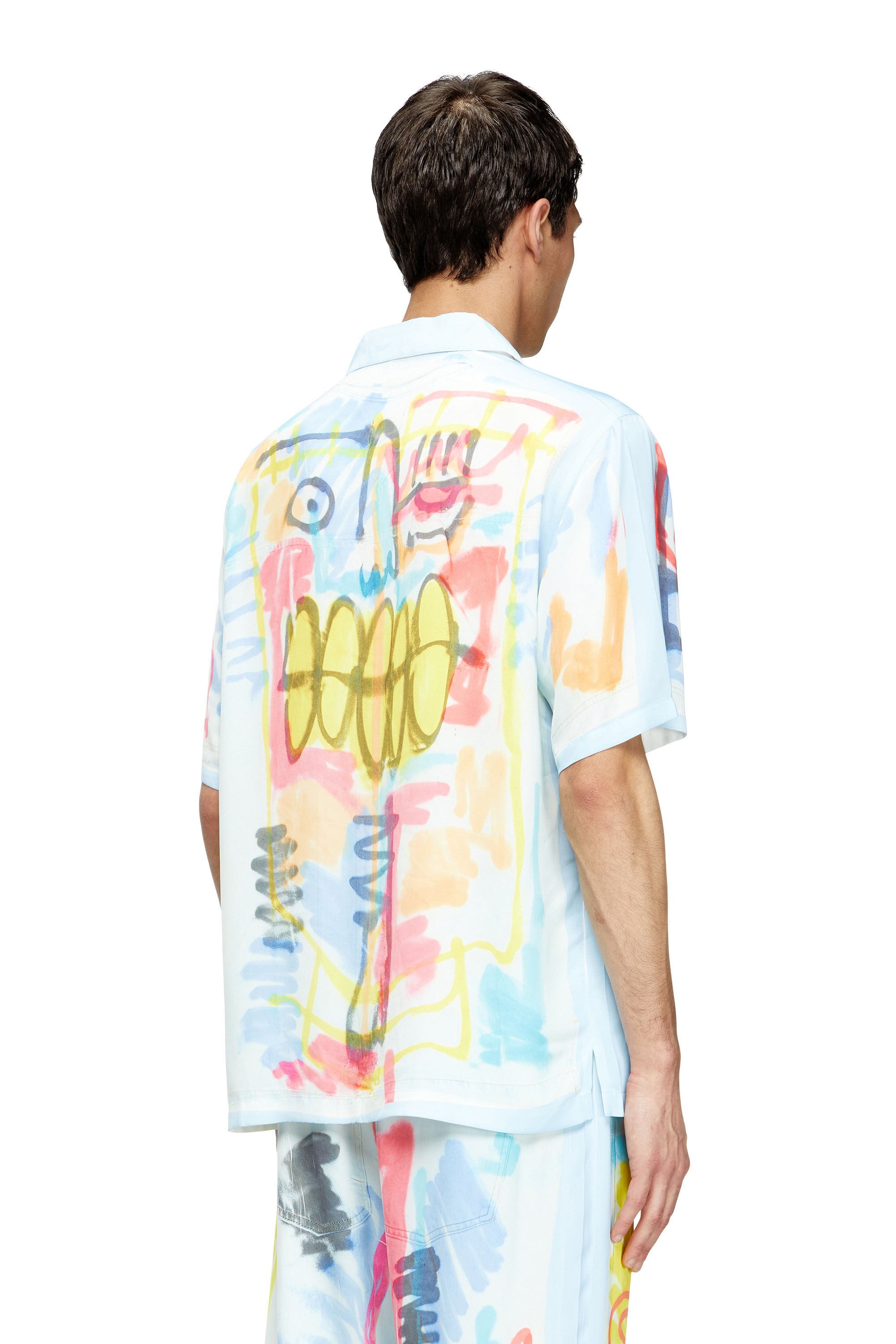 Diesel - C-PAROSHORT-GRAFFITI-AFR, Camicia bowling in raso con stampa graffiti Unisex in Blu - 4