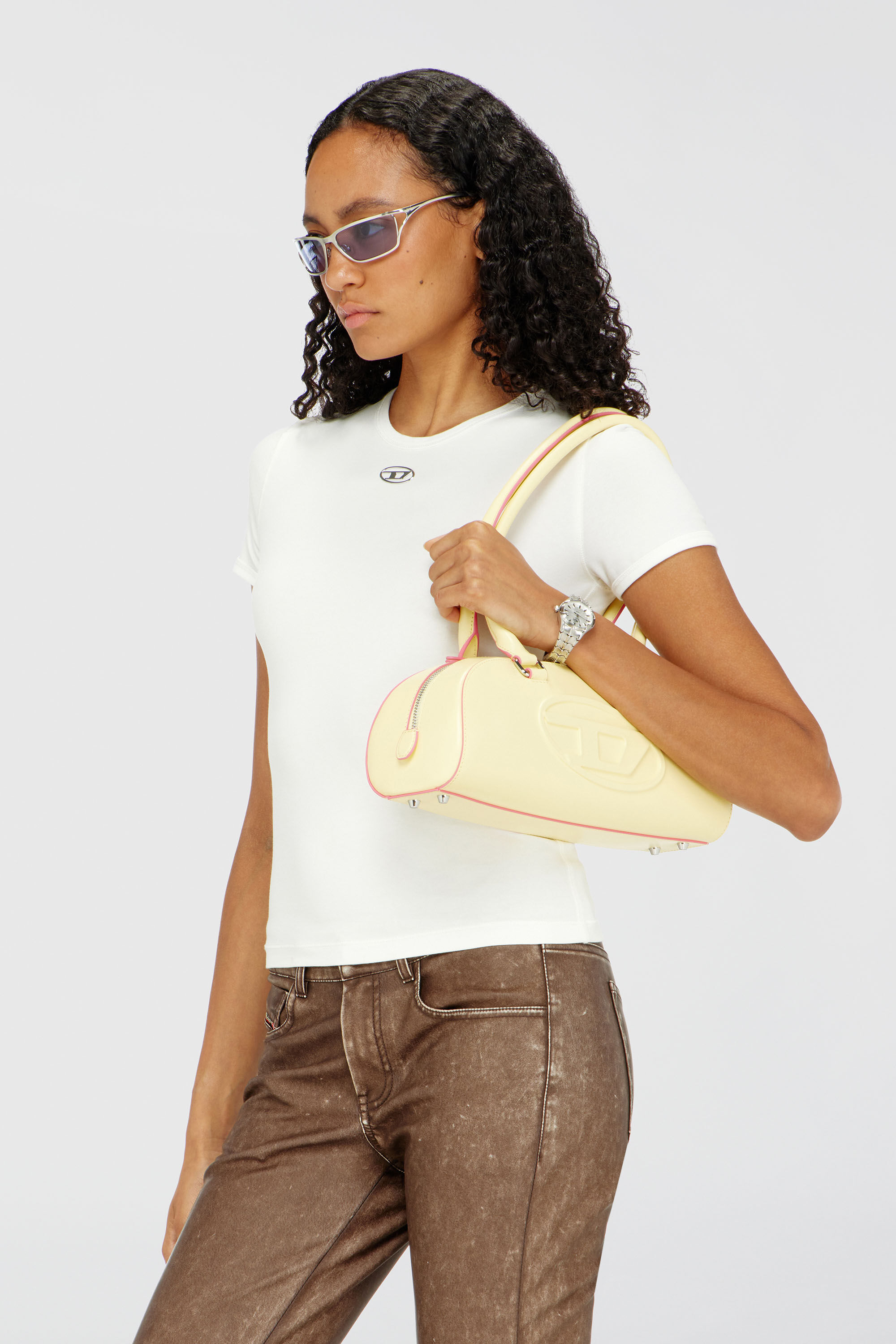 Diesel - T-UNCUTIESLONG-OD, T-shirt slim con Oval D metallico Donna in Bianco - 3