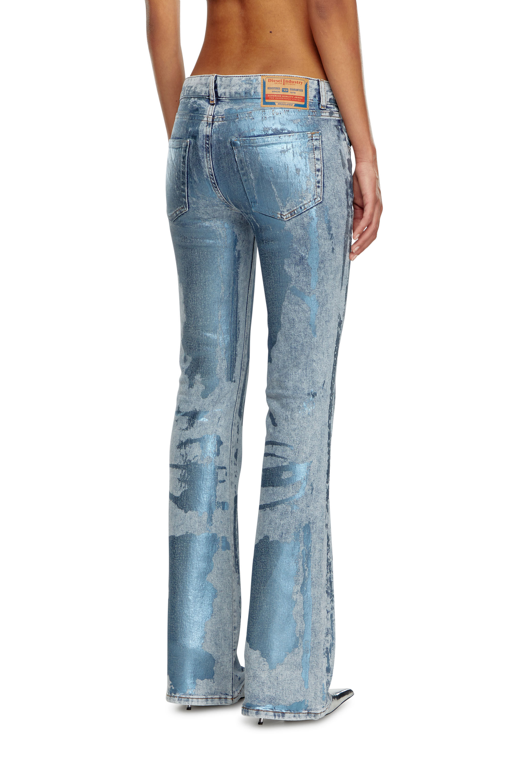 Diesel - Donna Bootcut and Flare Jeans 1969 D-Ebbey 0AJEU, Blu Chiaro - Image 4