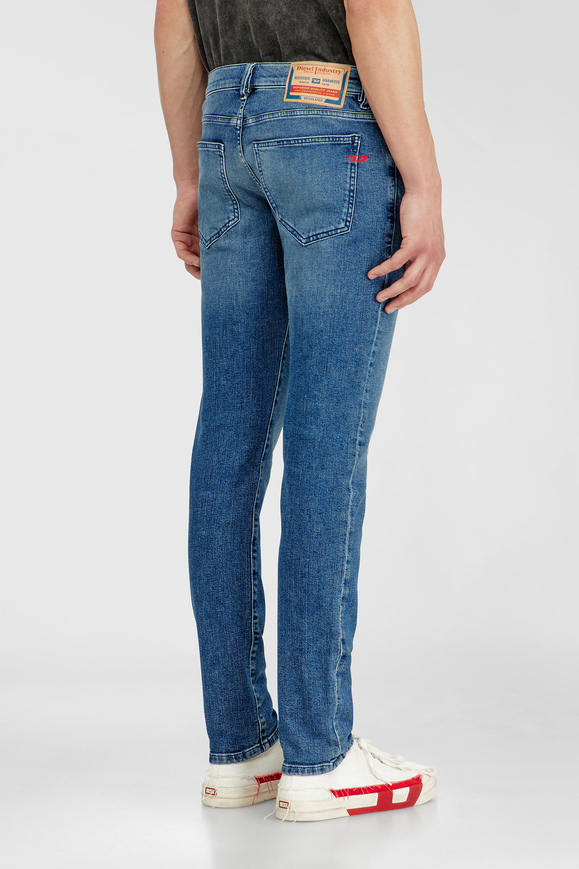 Diesel - Slim Jeans 2019 D-Strukt 0HDBK Uomo, Blu medio - Image 5
