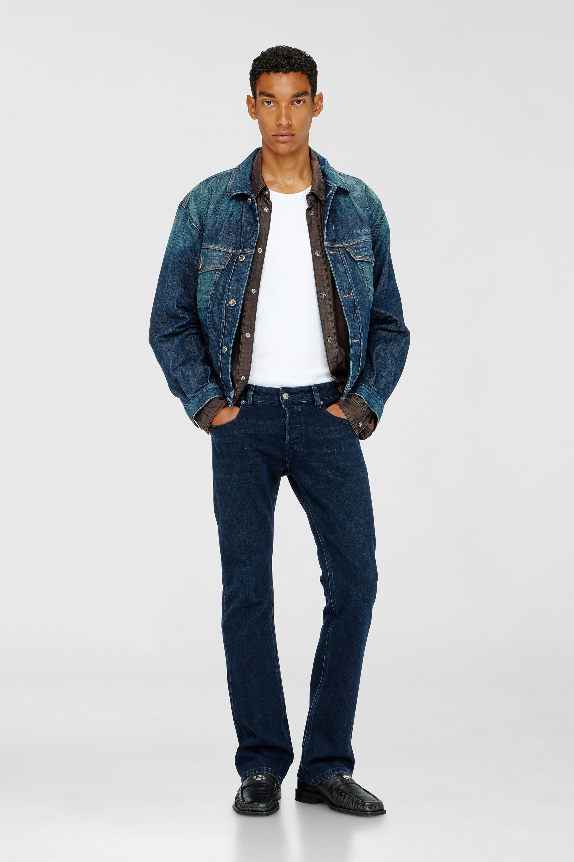 Diesel - Bootcut Jeans 2007 Zatiny 0KBBJ Uomo, Blu Scuro - Image 1