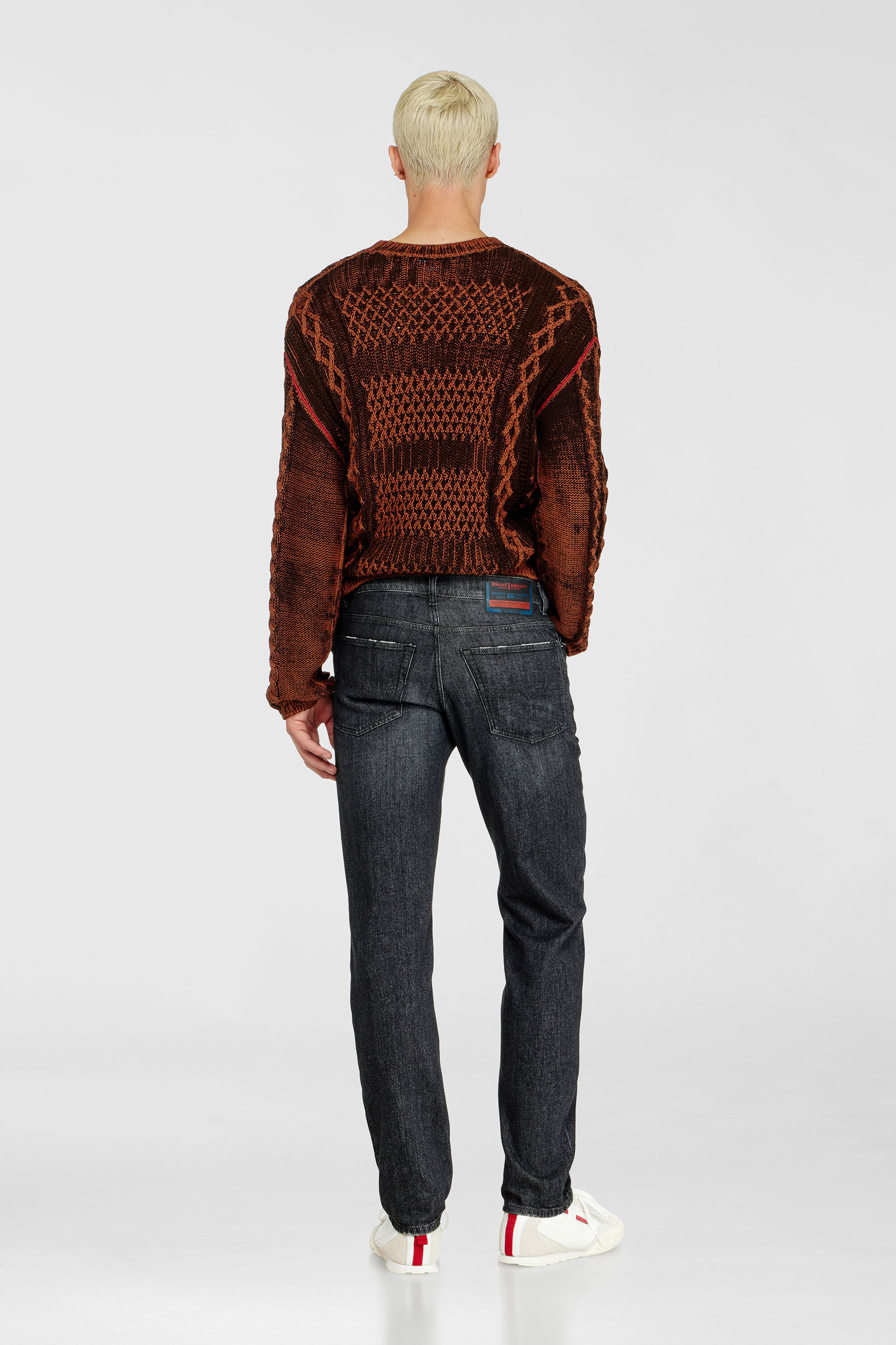 Diesel - Regular Jeans 2023 D-Finitive 09P79 Uomo, Nero/Grigio scuro - Image 3