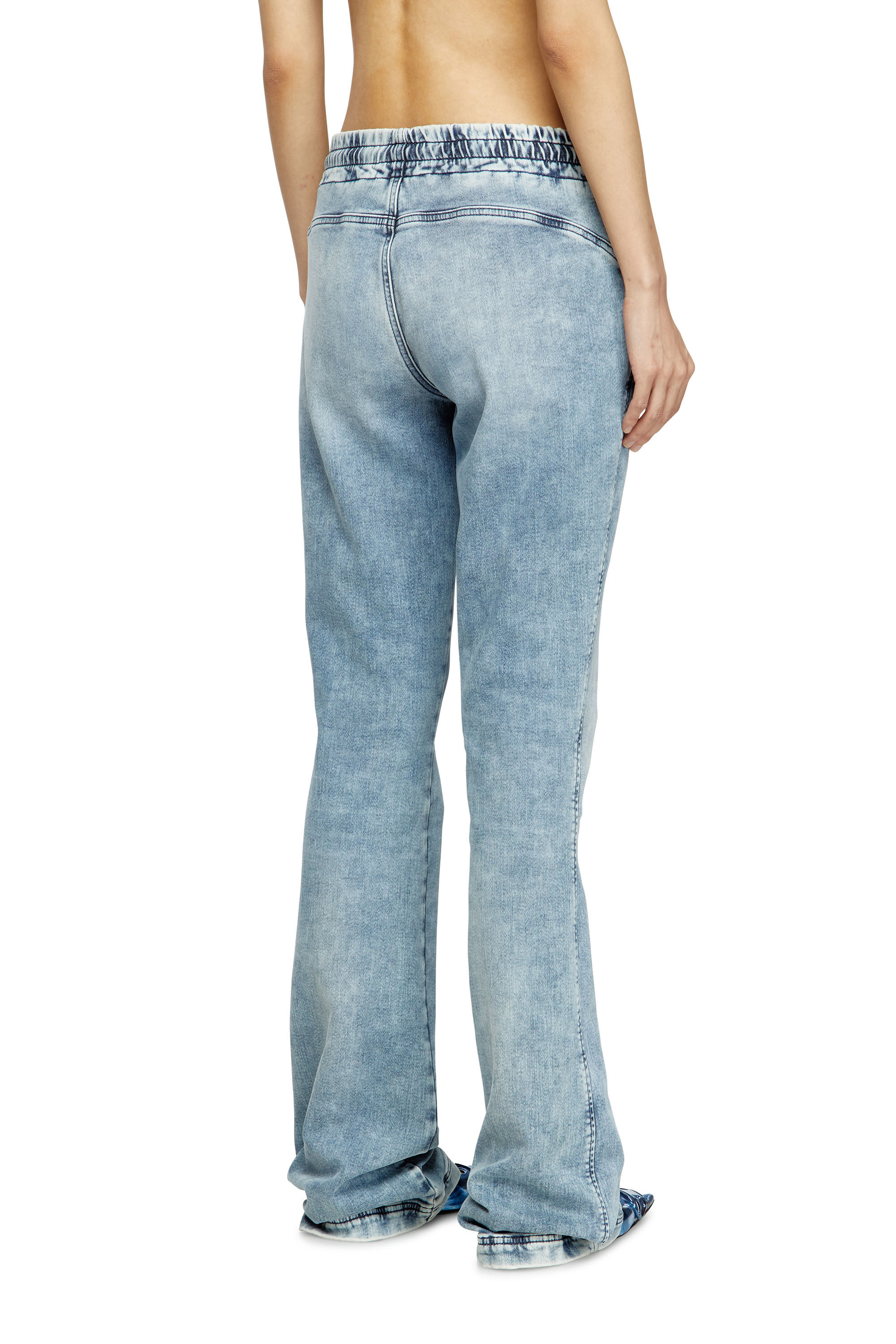 Diesel - Bootcut 2069 D-Ebbey Joggjeans® 09M32 Donna, Blu Chiaro - Image 4