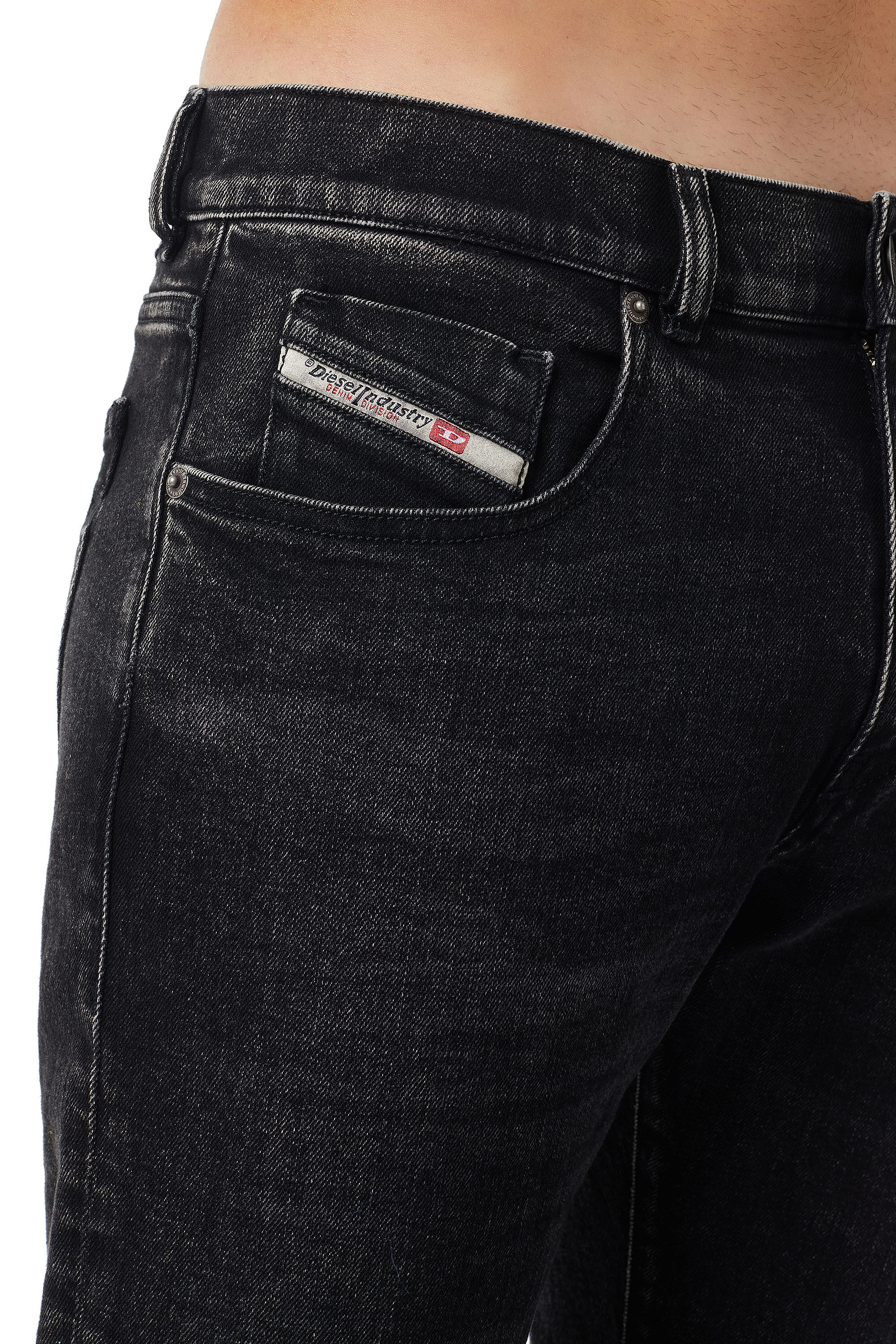 Pantaloni jeans diesel best sale uomo