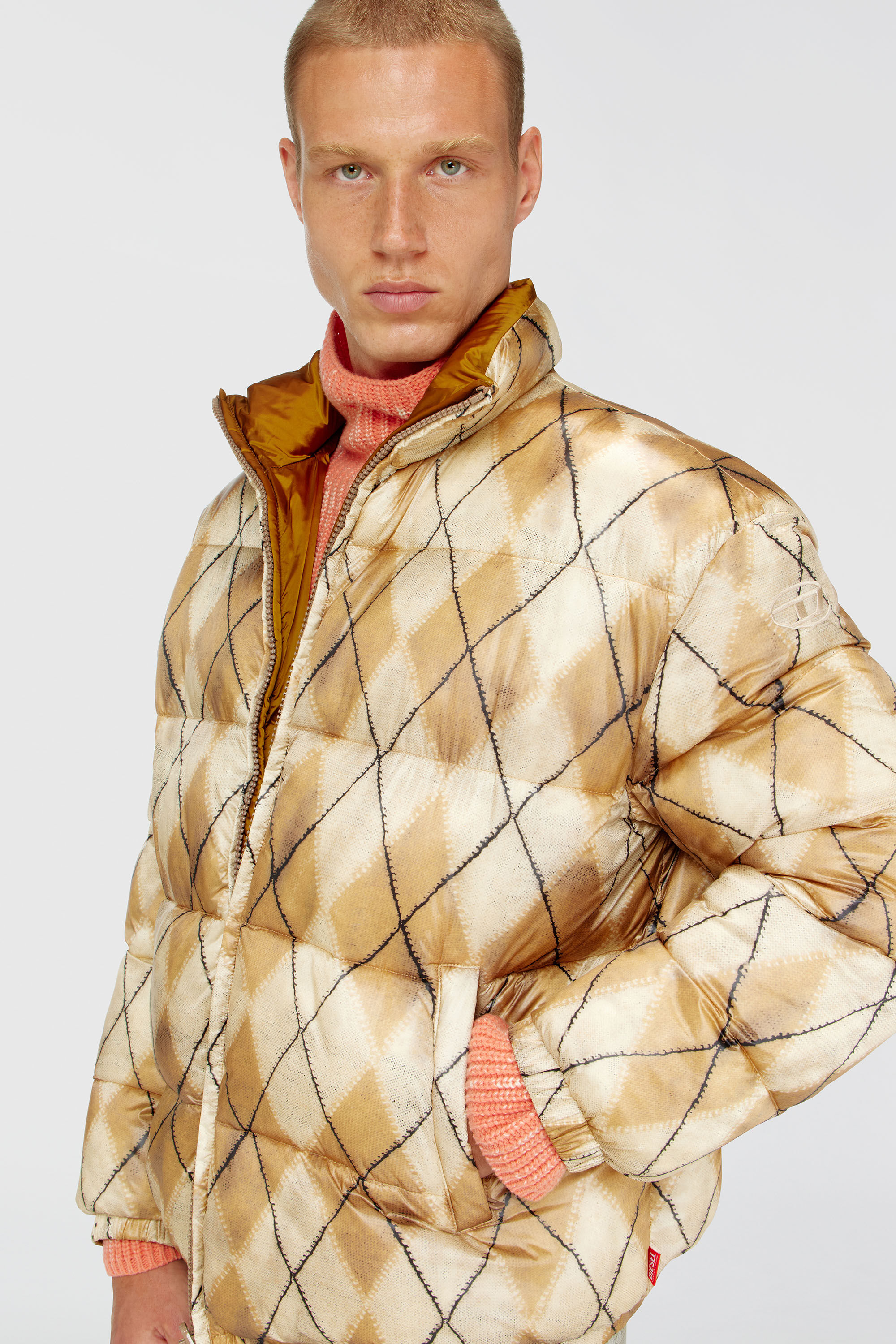 Diesel - W-BOURB-DLCK, Giacca puffer reversibile con stampa argyle Uomo in Multicolor - 5