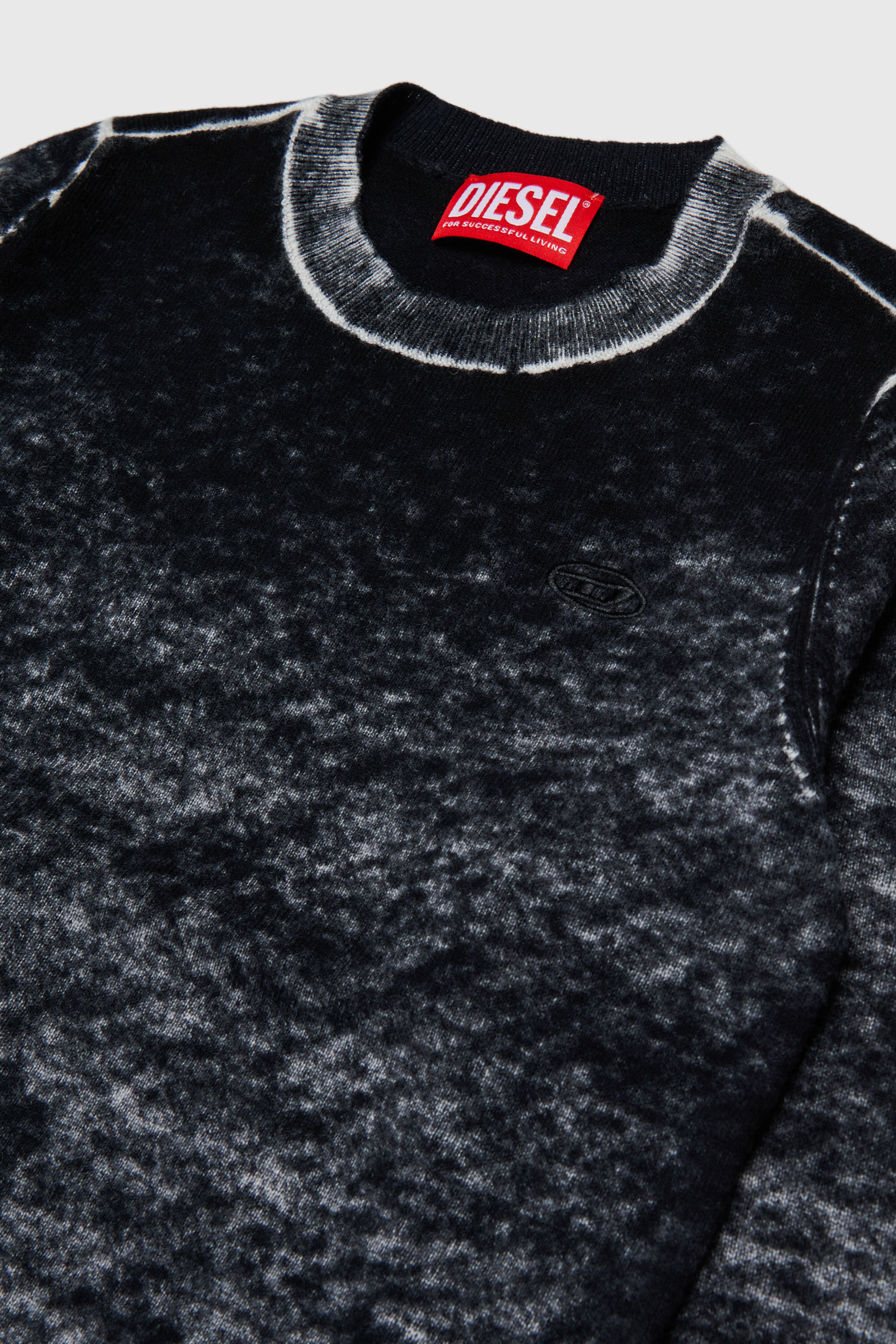 Diesel - KJEMR, Man's Wool-blend sweater with irregular colour effect in Black - 3