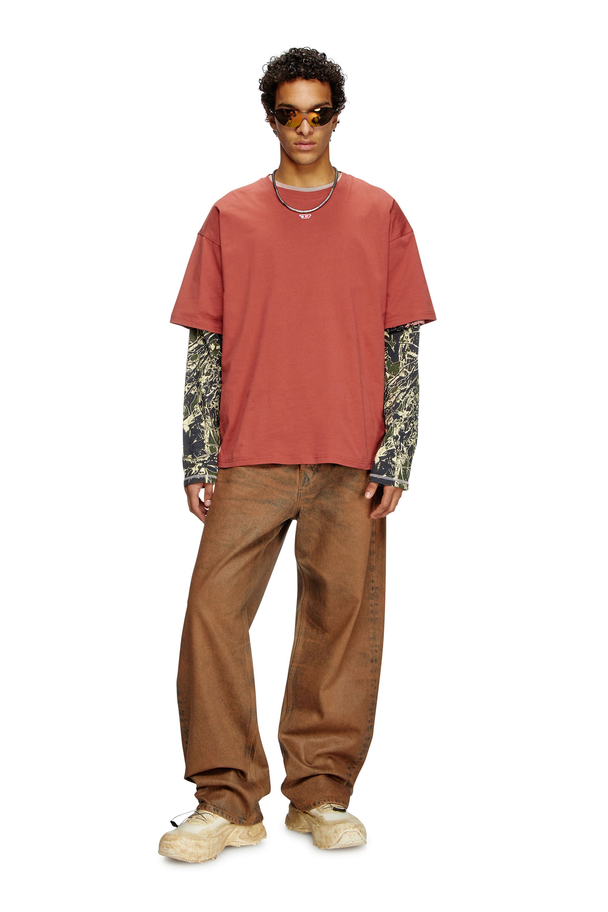 Diesel - T-BOXT-D, T-shirt con patch D ricamato Unisex in Rosso - 1