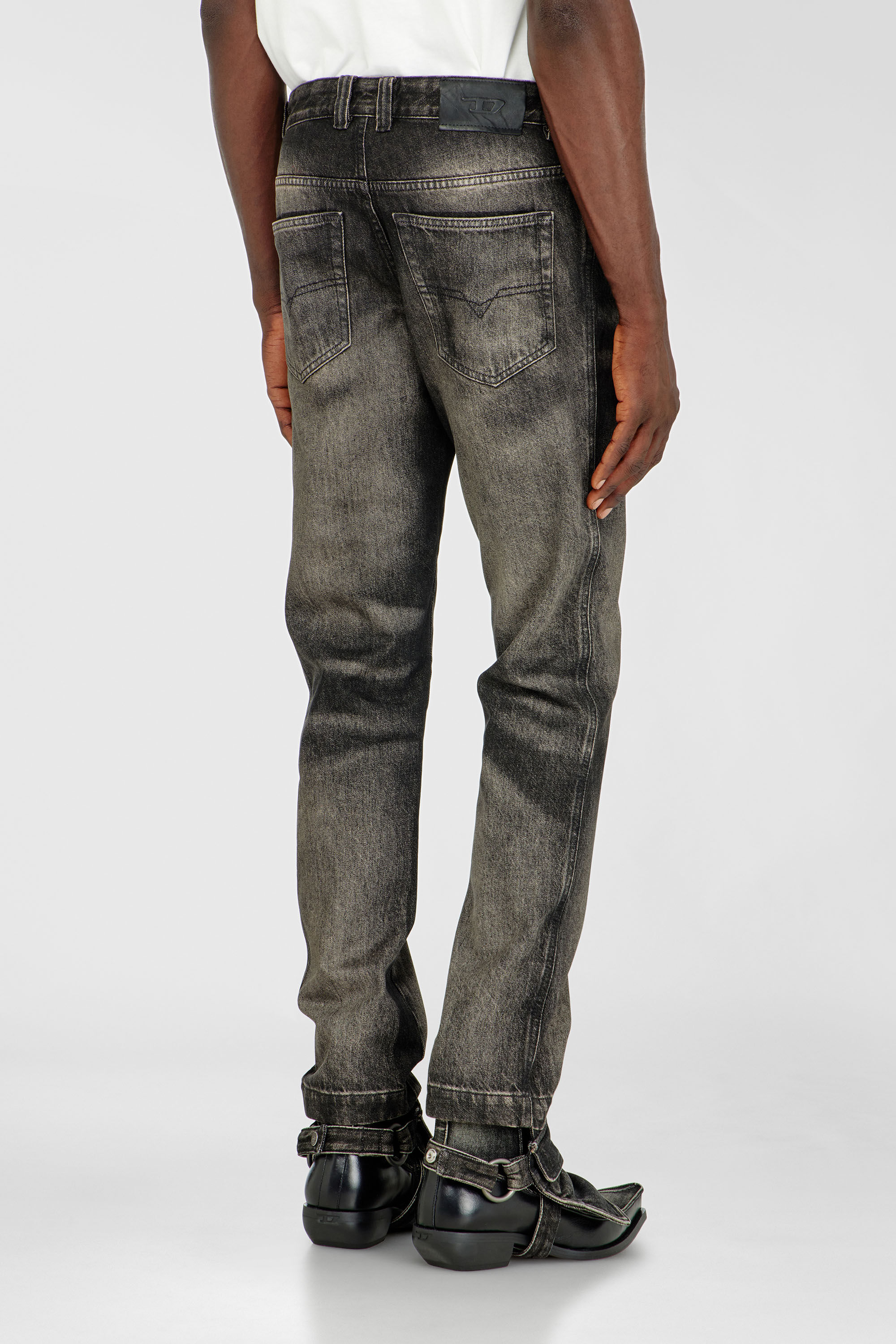 Diesel - Slim Jeans D-Ghetvyl 09R33 Uomo, Nero/Grigio scuro - Image 5