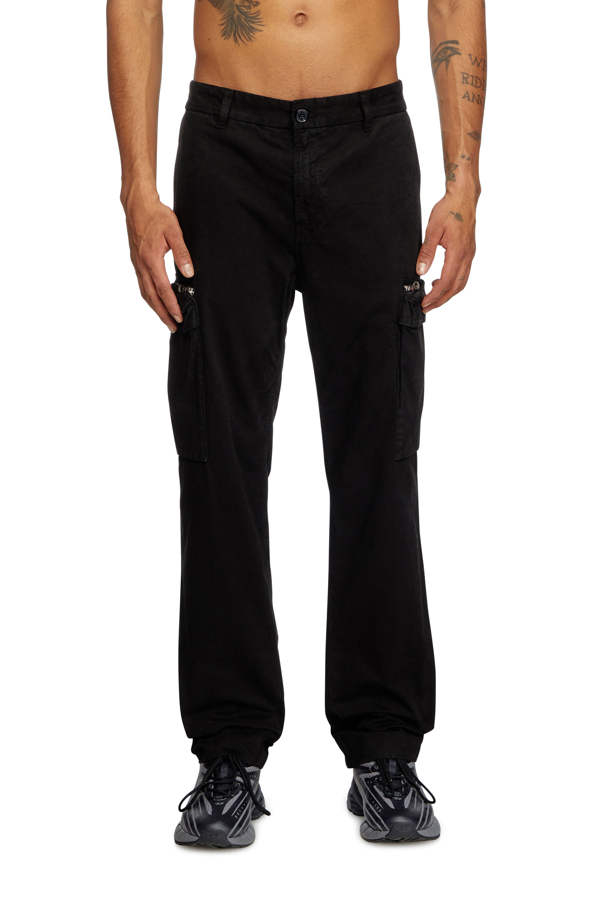 Diesel - P-YE, Pantaloni in twill vellutato sfumato Uomo in Nero - 3