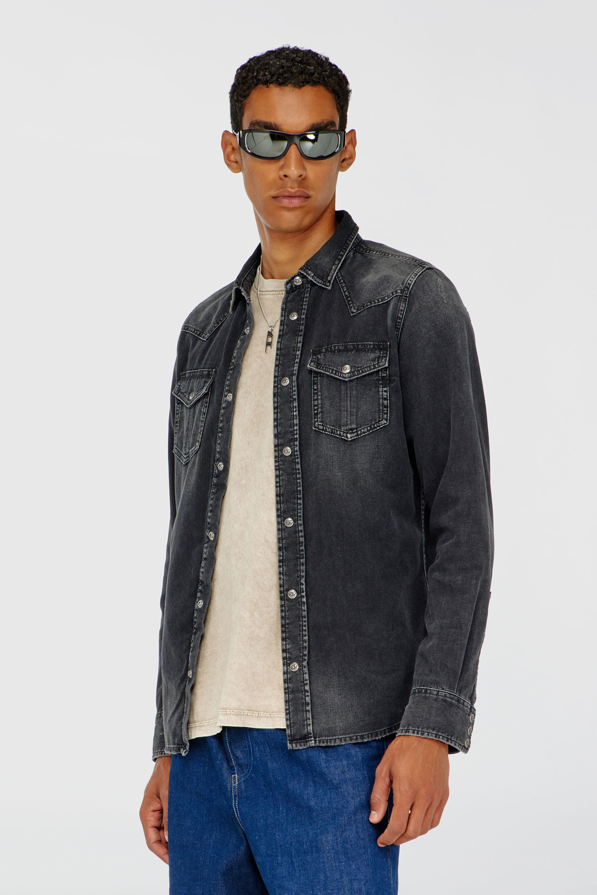Diesel - D-VEGA, Overshirt in denim Uomo in Nero - 3
