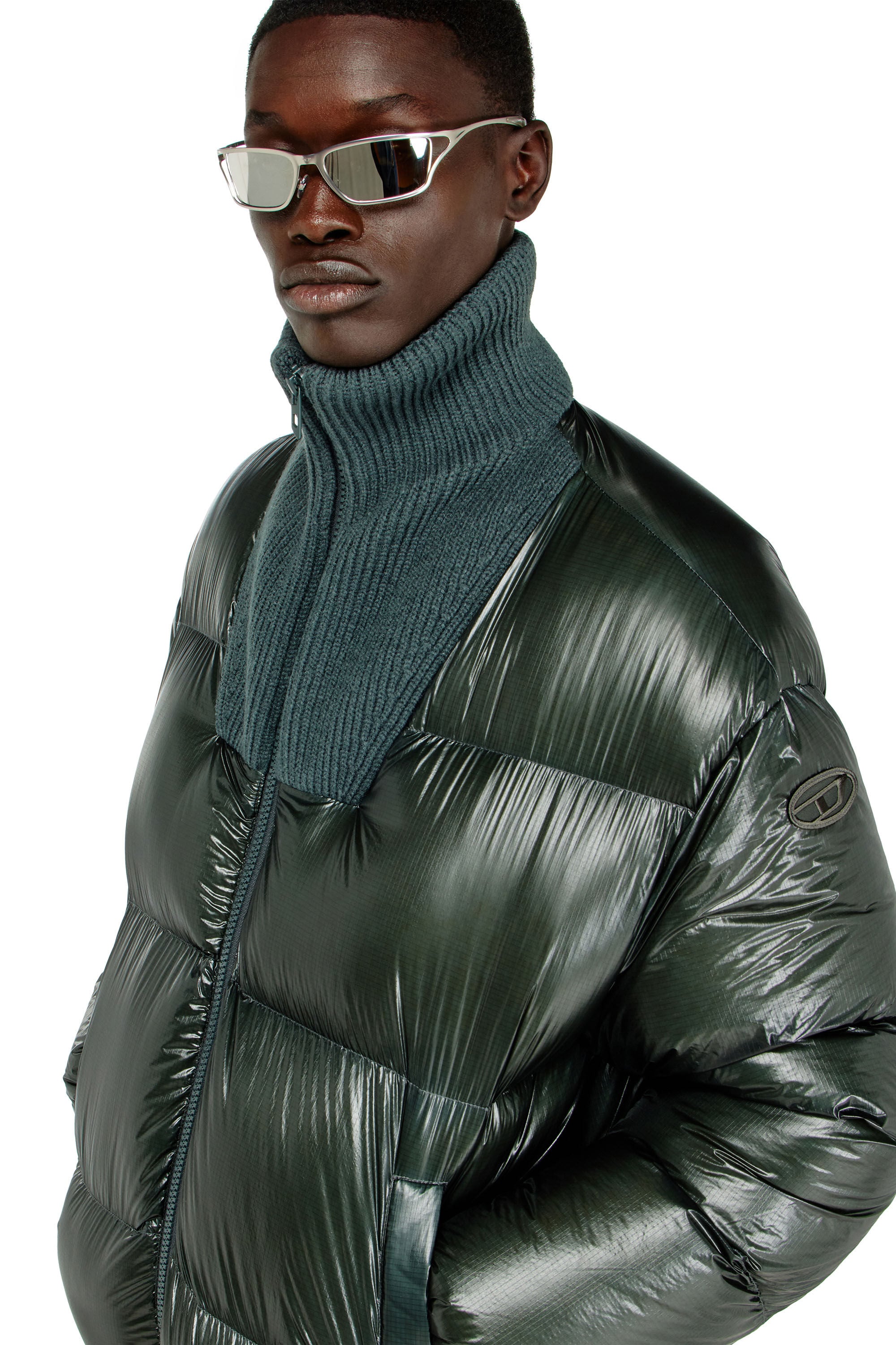 Diesel - W-RIBB, Piumino in ripstop con collo a costine Uomo in Verde - 5