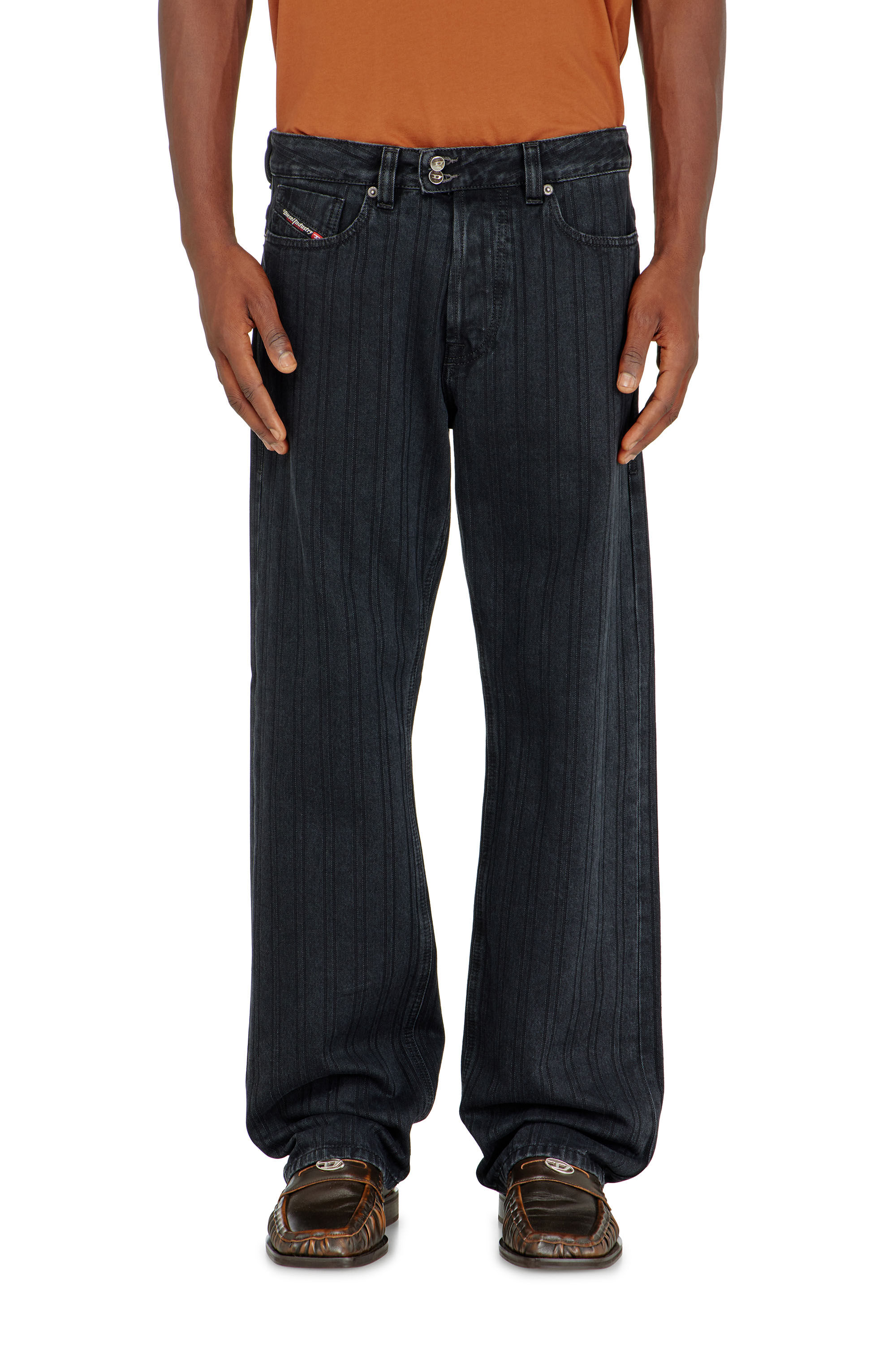 Diesel - Relaxed Jeans 1980 D-Eeper 09Q12 Uomo, Nero/Grigio scuro - Image 4