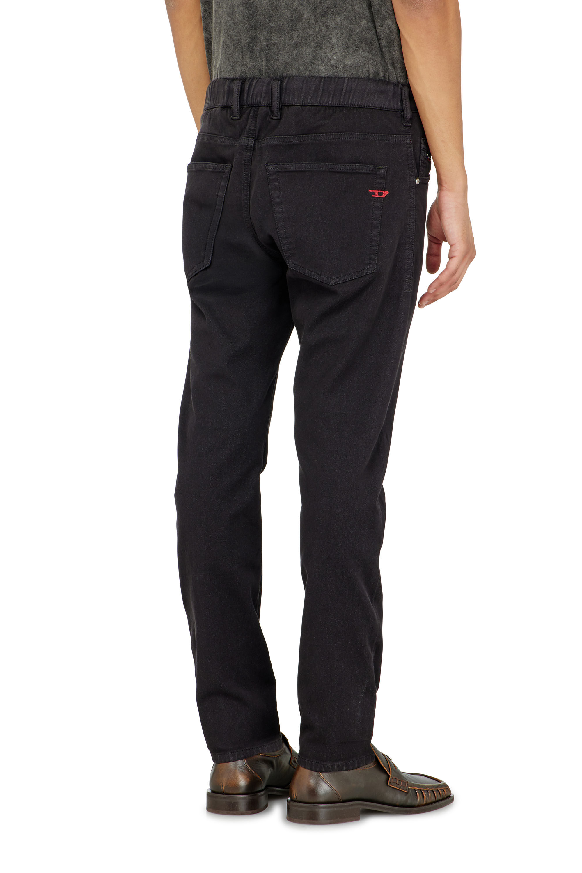 Diesel - Regular 2032 D-Krooley-BW Joggjeans&reg; 068NH Uomo, Nero/Grigio scuro - Image 3