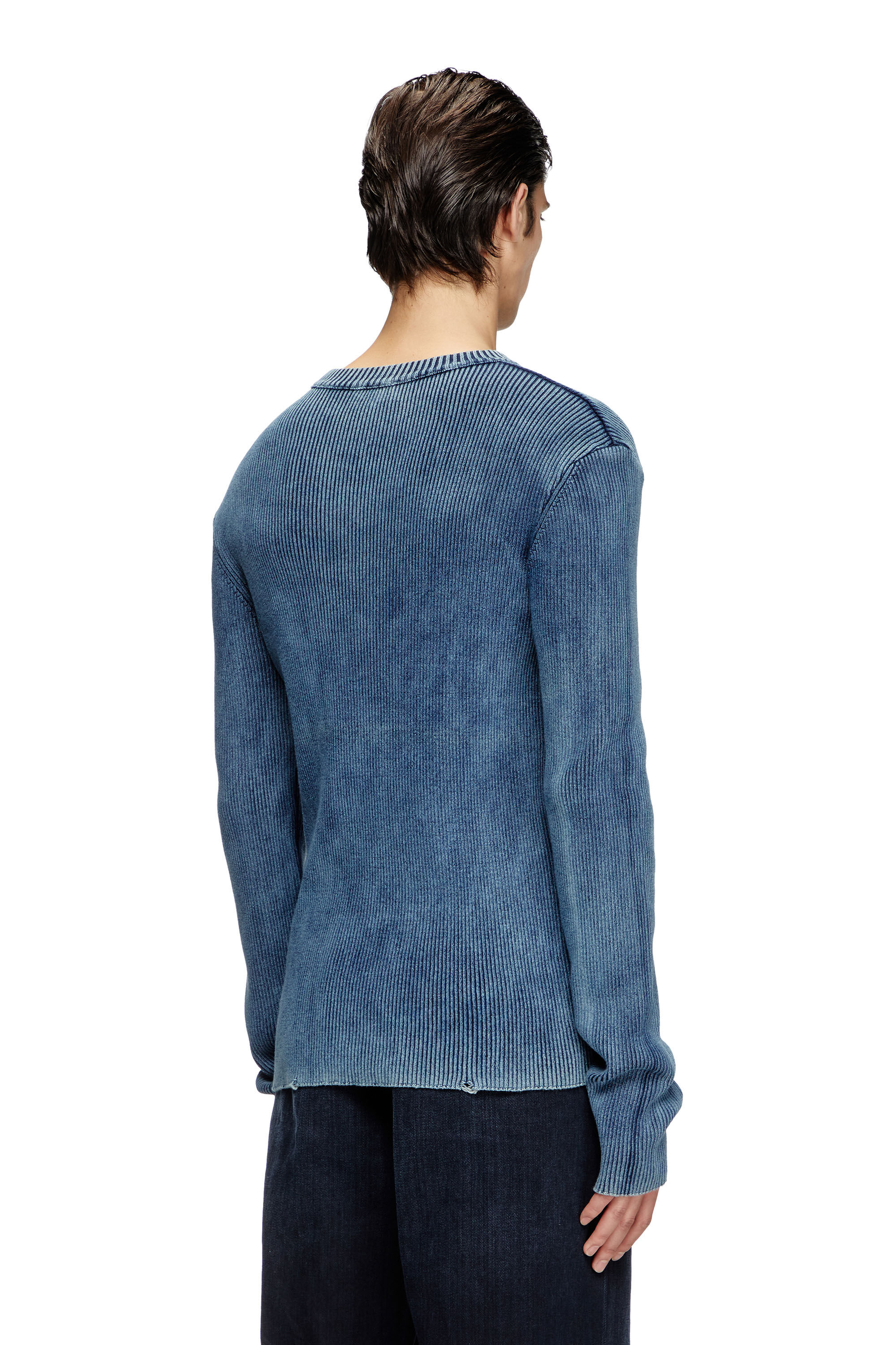 Diesel - K-DARIN-D, Maglia distressed con logo cut-out Uomo in Blu - 4