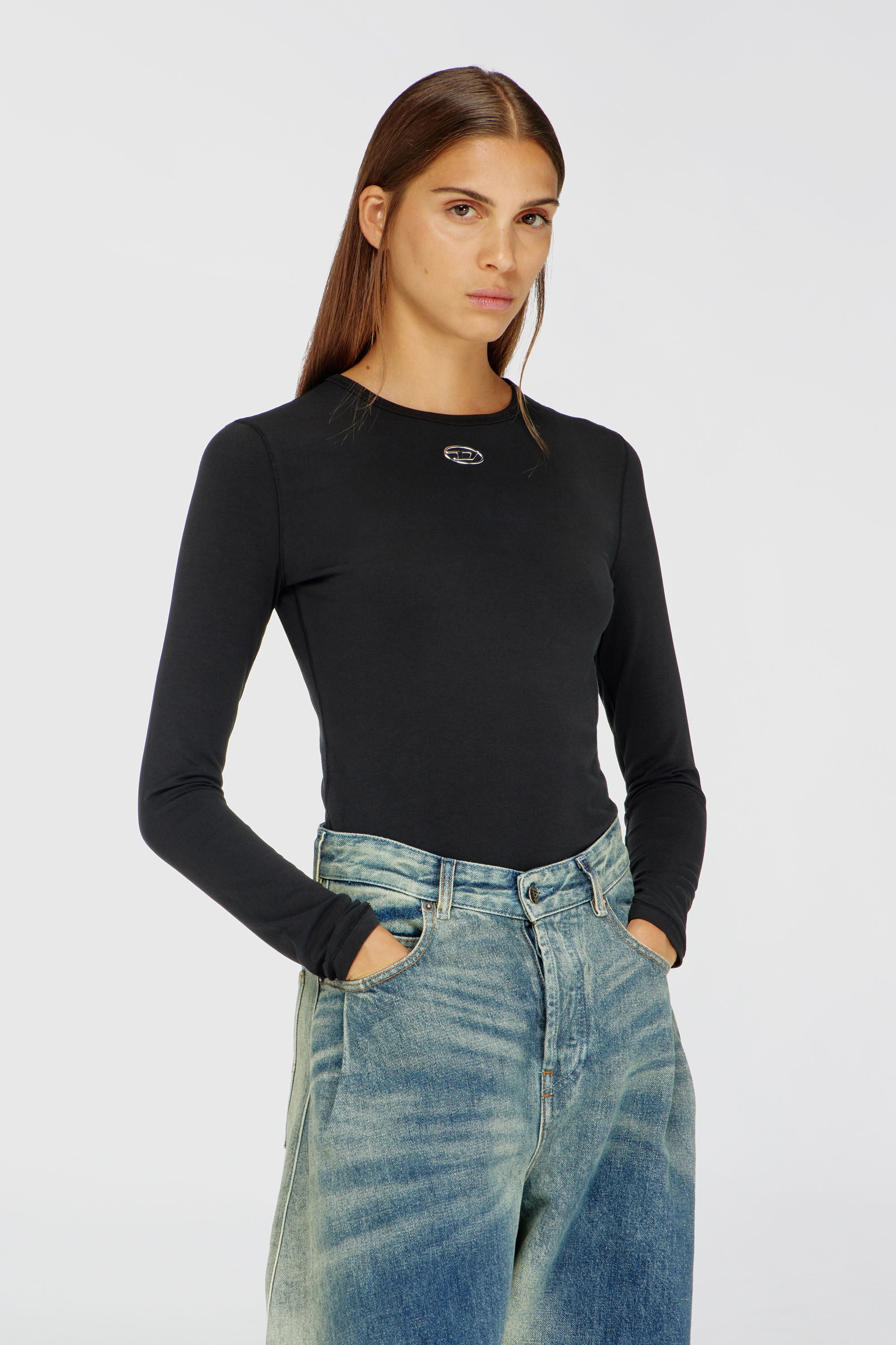 Diesel - T-UNCUTIESLONG-LS-OD, Maglia in cotone con logo Oval D Donna in Nero - 3
