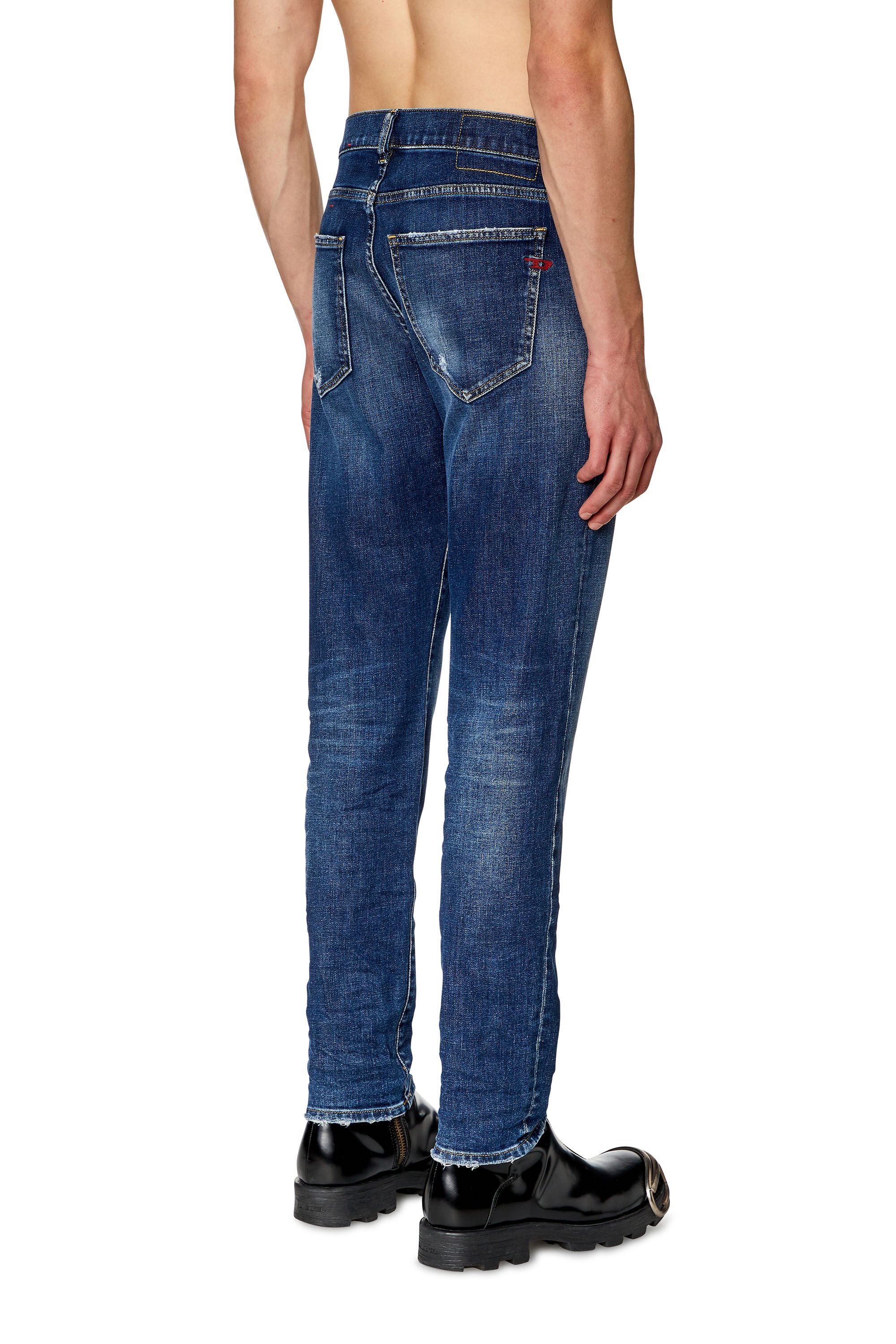 Diesel - Slim Jeans 2019 D-Strukt E9B90, Blu Chiaro - Image 4
