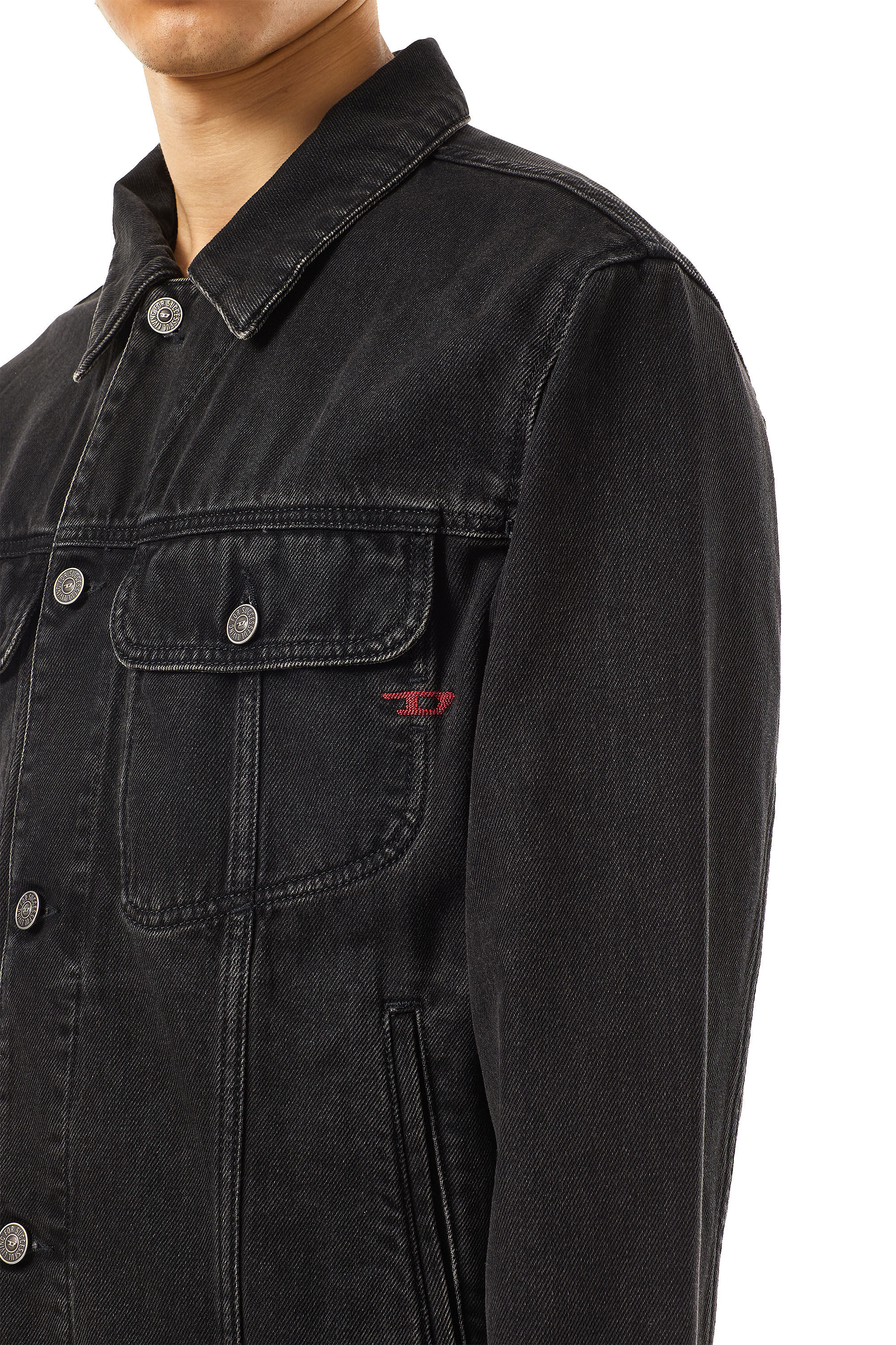 Diesel nero online