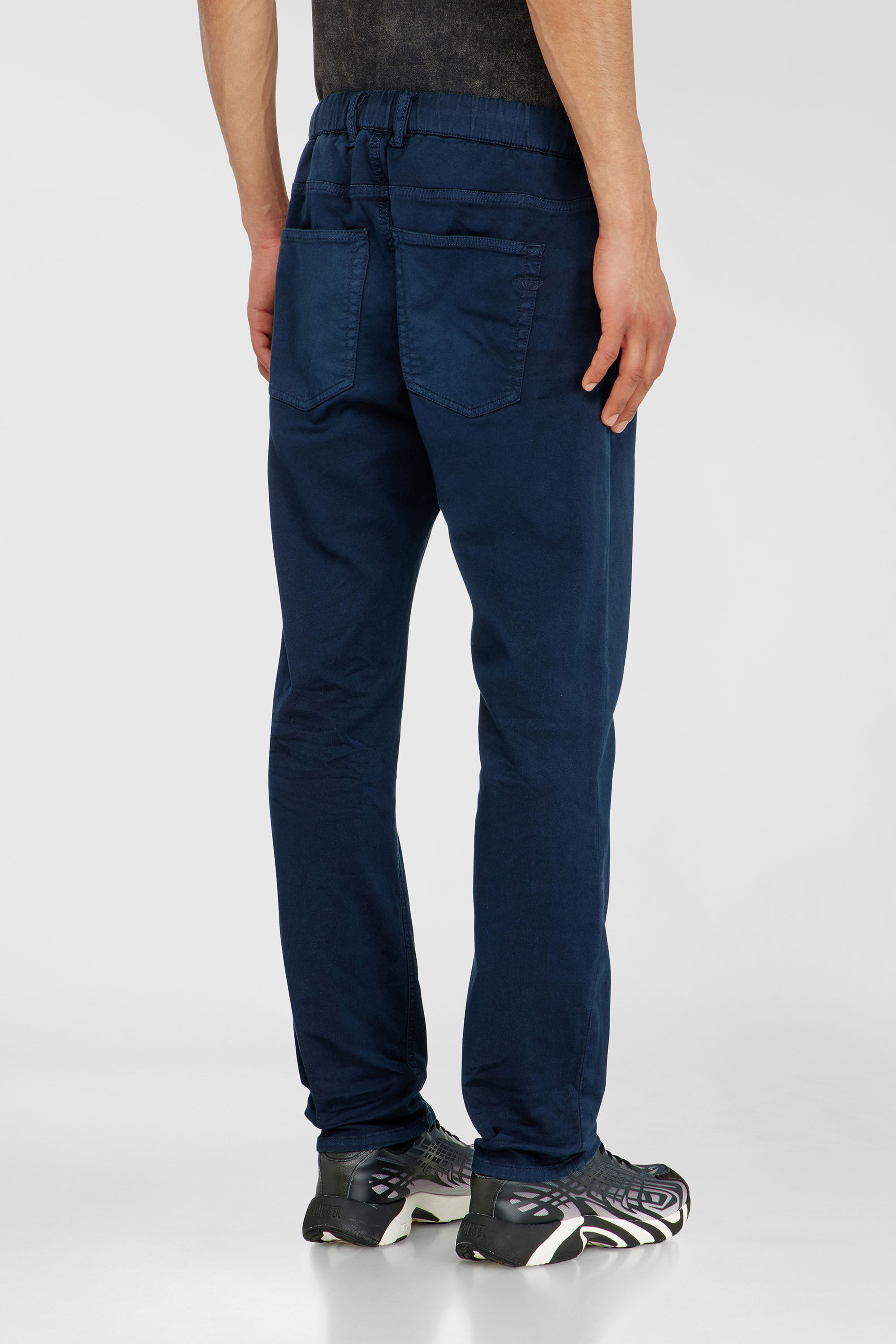 Diesel - Regular 2032 D-Krooley-BW Joggjeans&reg; 0670M Uomo, Blu Scuro - Image 3