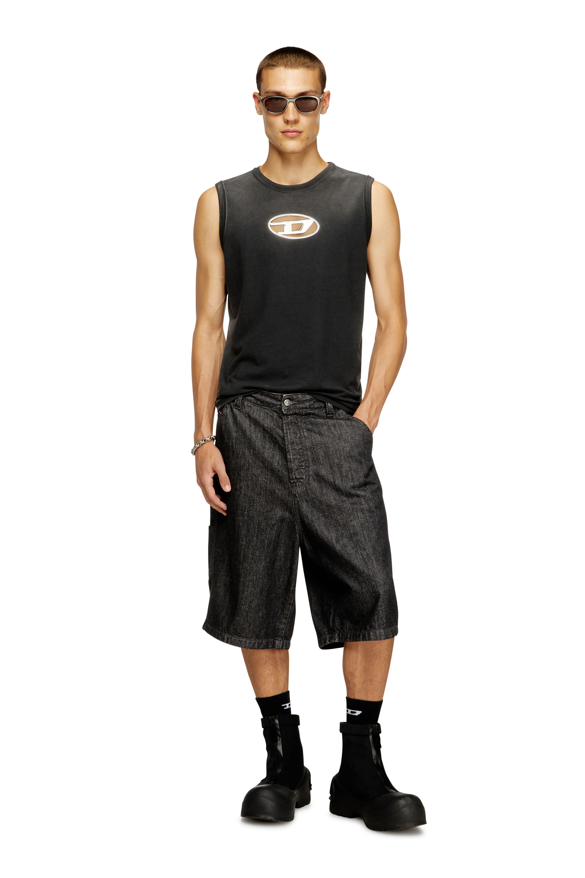 Diesel - T-BRICO, Tank top sfumata con Oval D effetto puff Uomo in Nero - 1