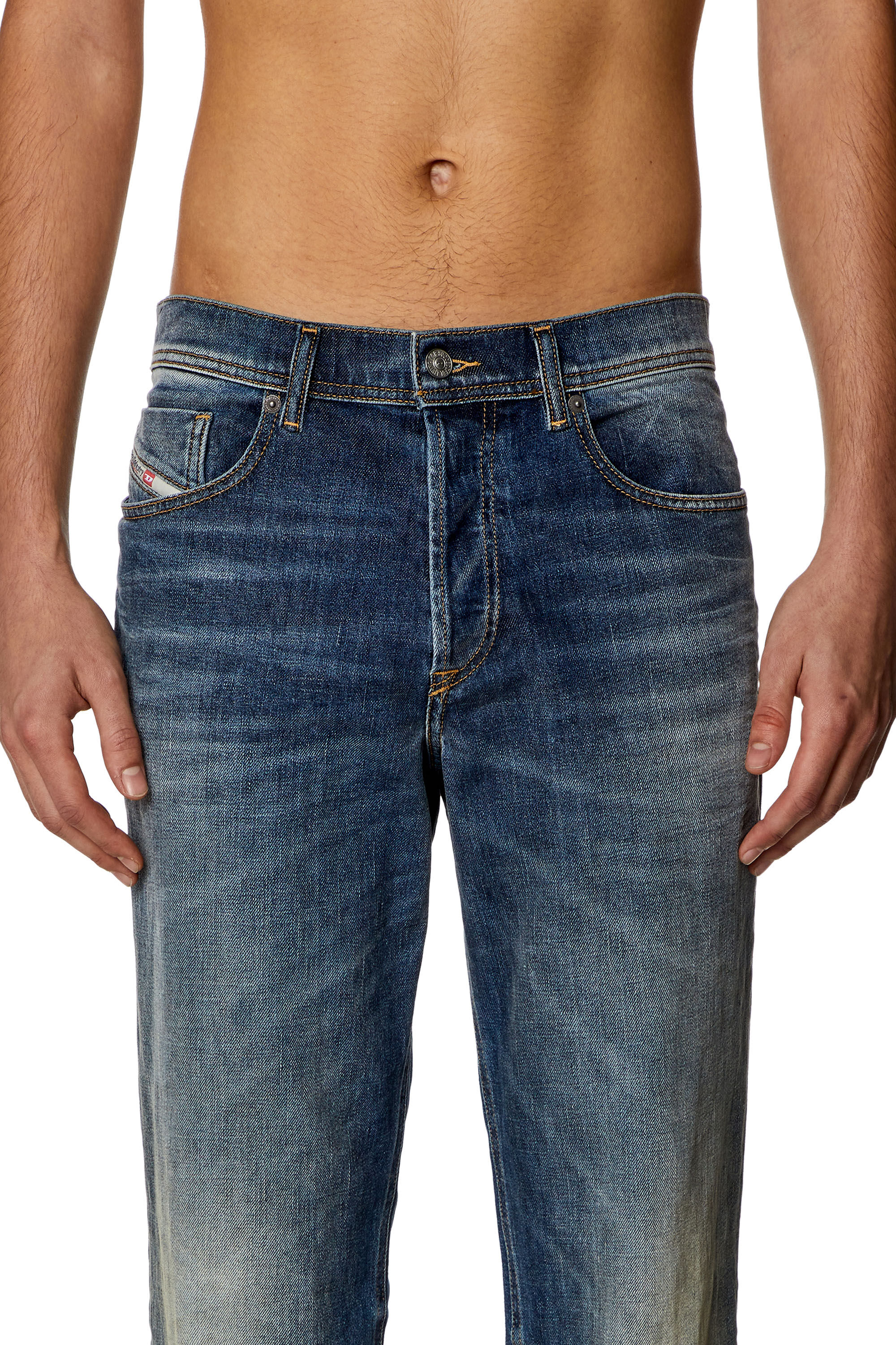 Diesel - Tapered Jeans 2023 D-Finitive 09H43, Blu Scuro - Image 5