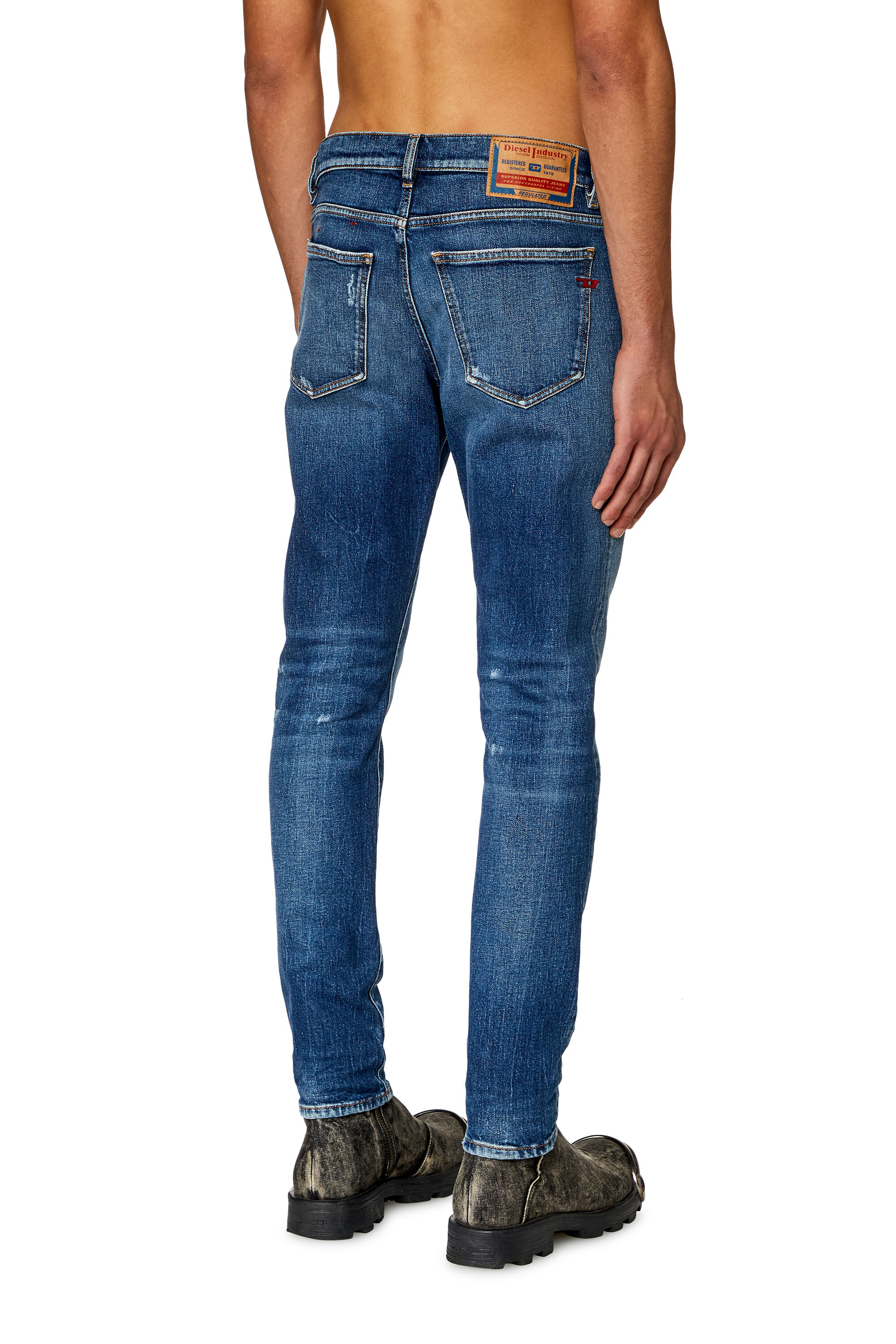 Diesel - Uomo Slim Jeans 2019 D-Strukt 007T3, Blu medio - Image 4
