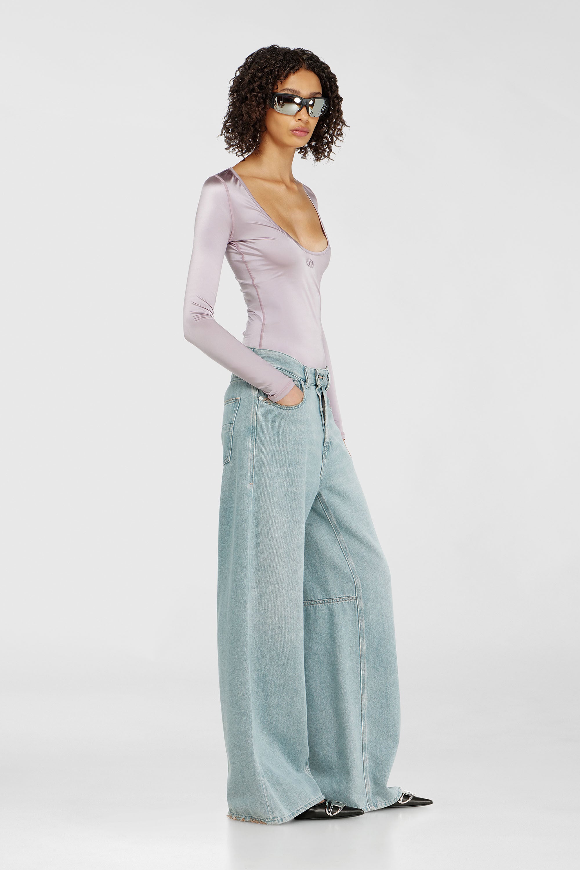 Diesel - Relaxed Jeans 1996 D-Sire 09P84 Donna, Blu Chiaro - Image 2