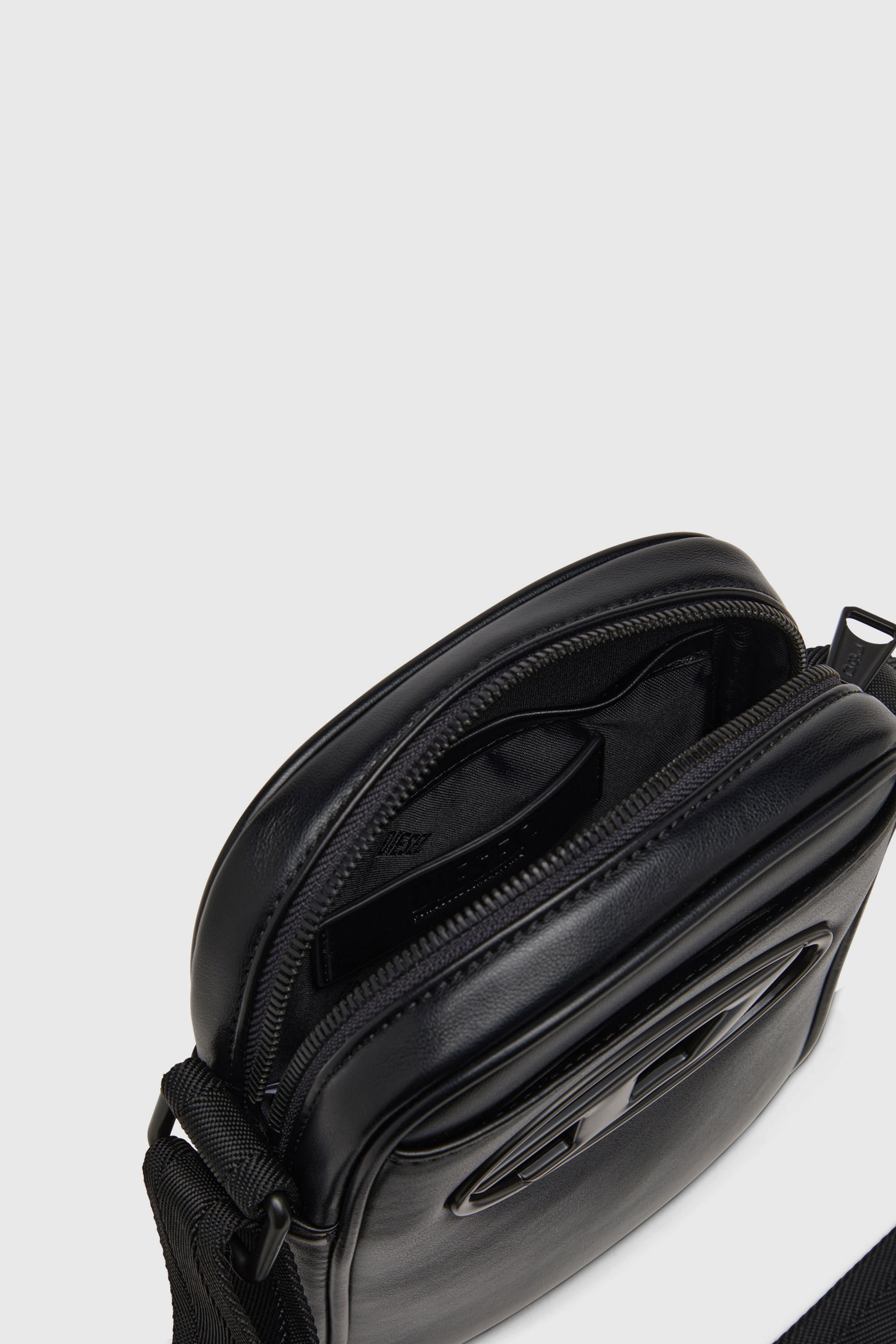 Diesel - HOLI-D CROSSBODY, Holi-D-Crossbody in PU e neoprene Uomo in Nero - 3
