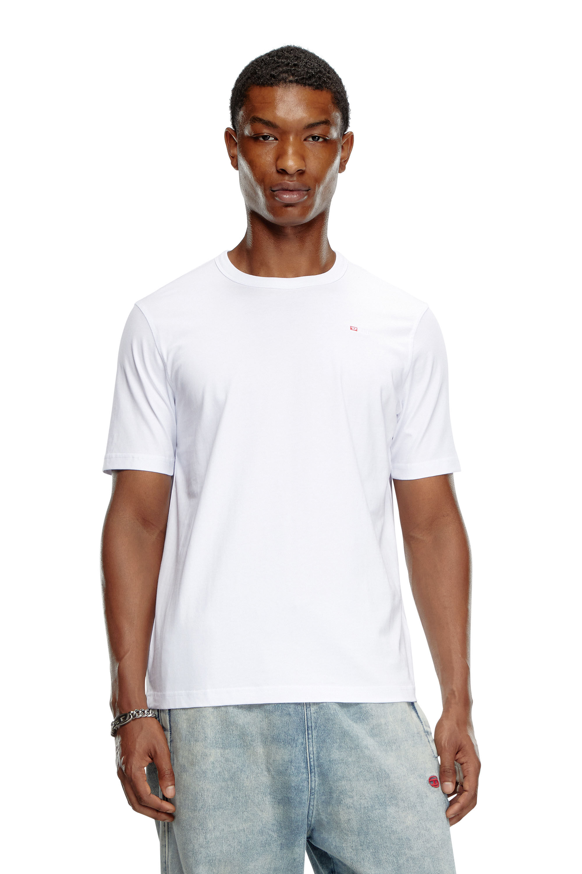 T shirt con logo ricamato on sale
