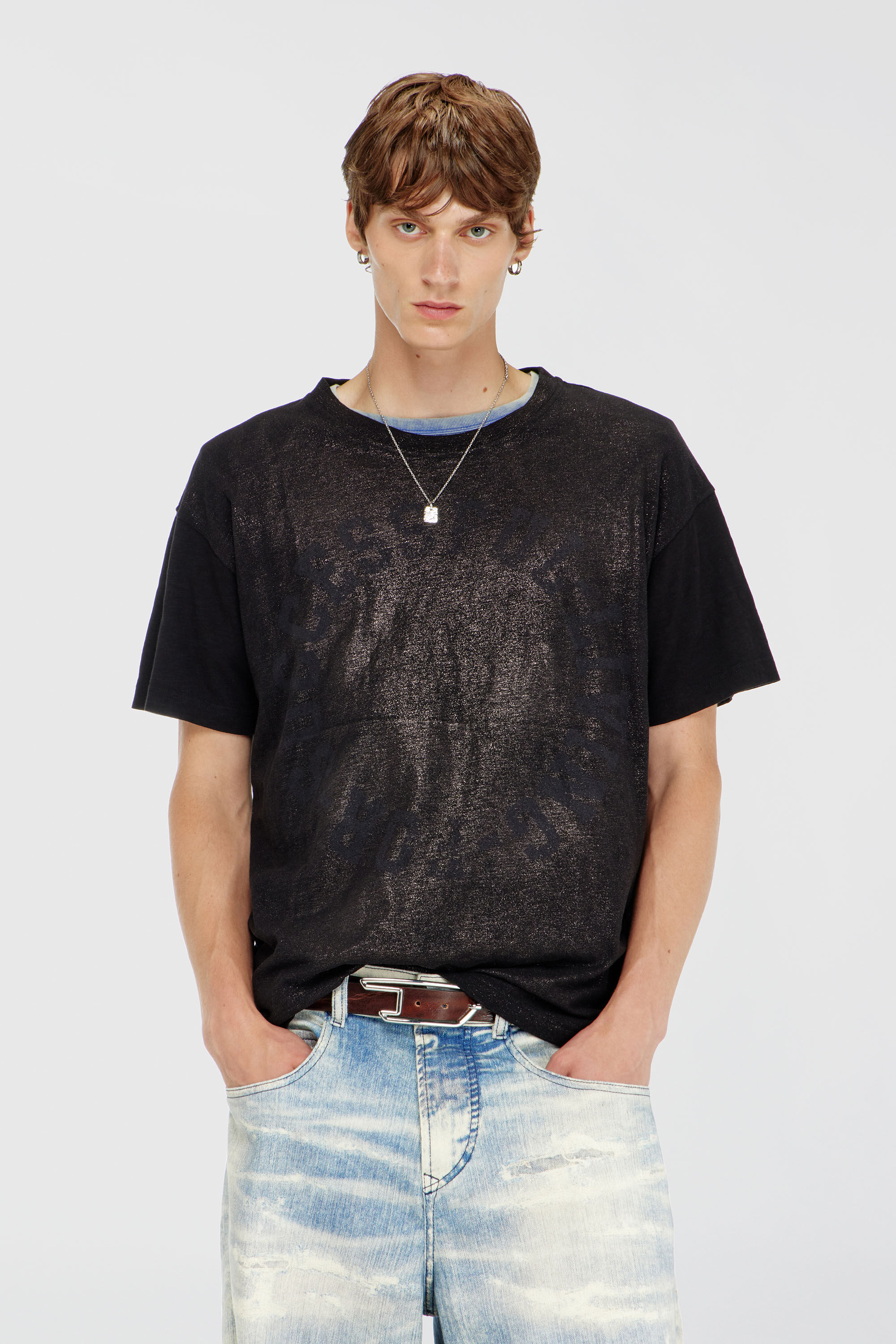 Diesel - T-NORM-AA2, T-shirt in cotone girocollo con stampa foil Uomo in Nero - 3