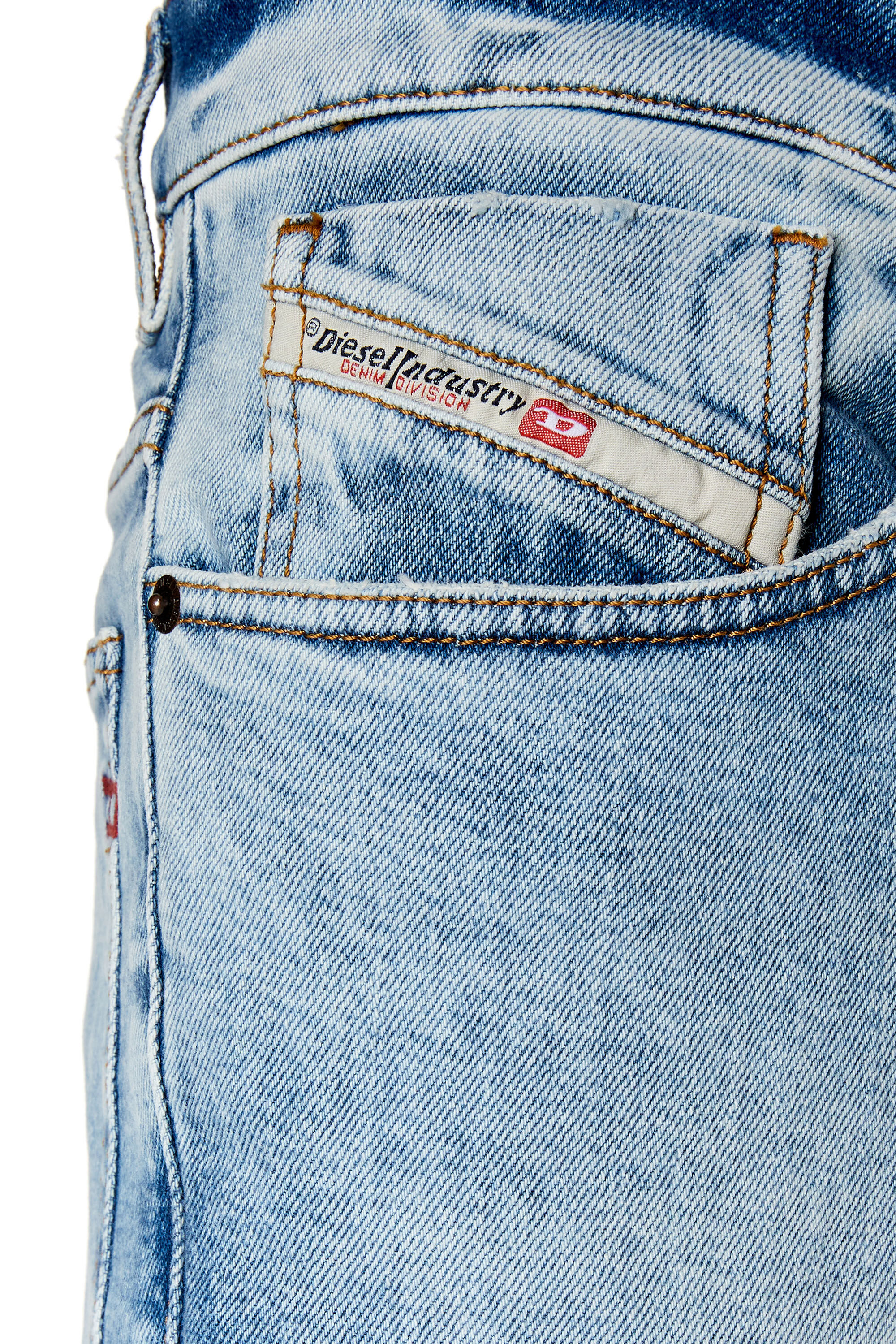Diesel - Tapered Jeans 2005 D-Fining 09E81, Blu Chiaro - Image 5