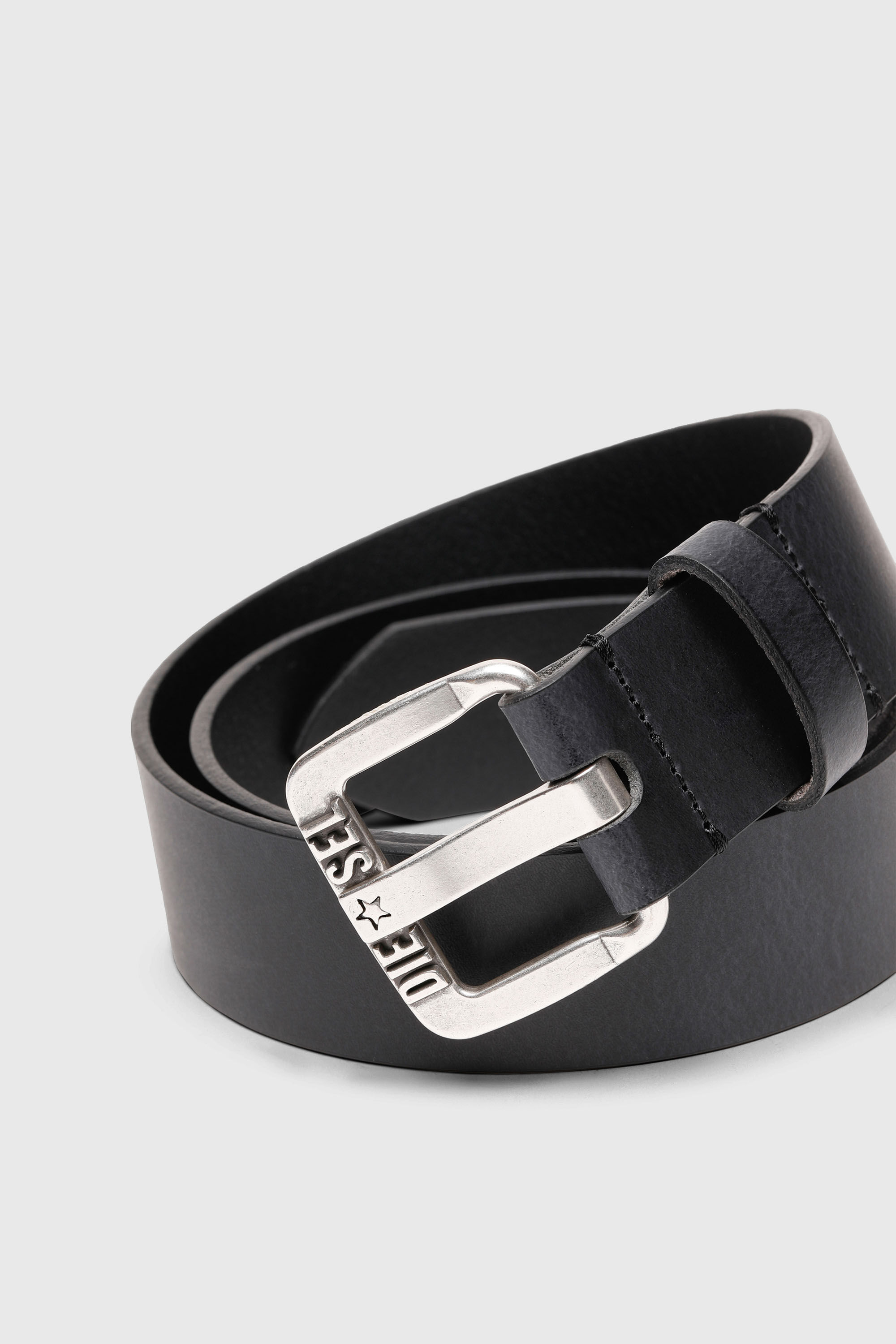 Diesel - B-STAR II, Cintura 3.9 cm in pelle con fibbia in metallo con logo a stella Uomo in Nero - 2